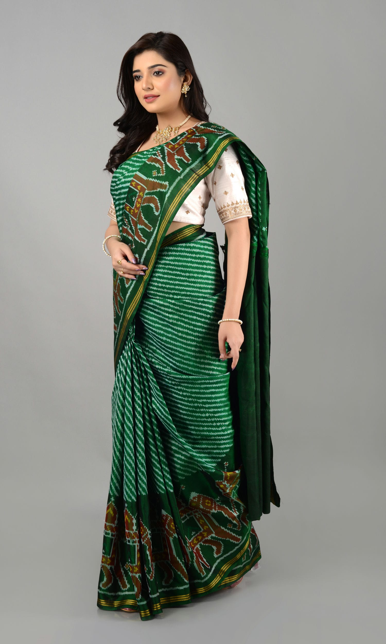 Single Ikat Patola Saree Elephant Scut Laheriya
