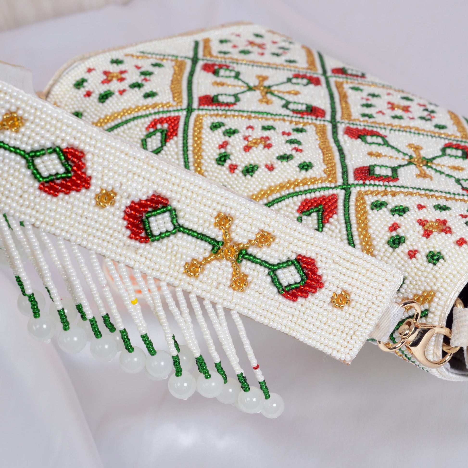 Moti Patola Beaded Batva