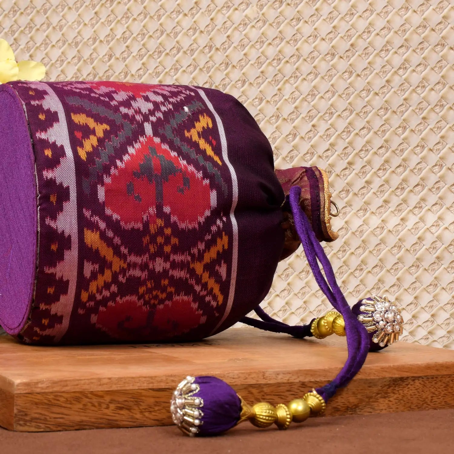 Single Ikat Patola Batwa