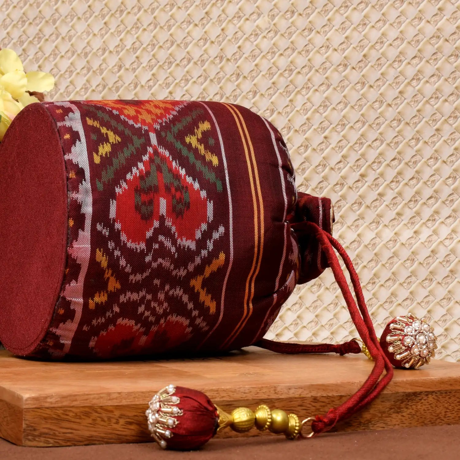 Single Ikat Patola Batwa