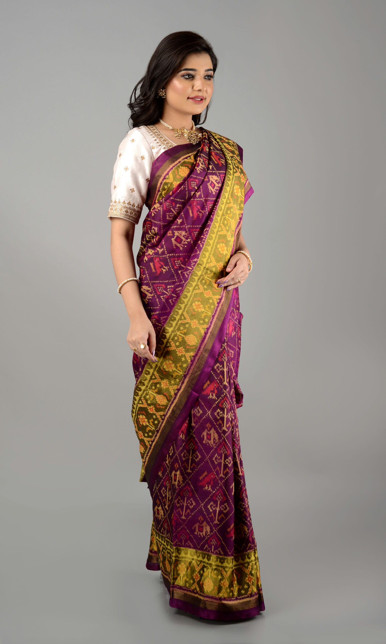 Rajkoti Patola Saree Nari Kunj