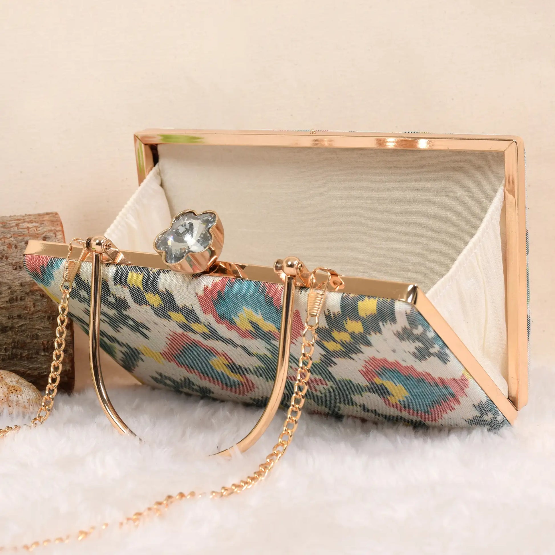 Single Ikat Patola Clutch