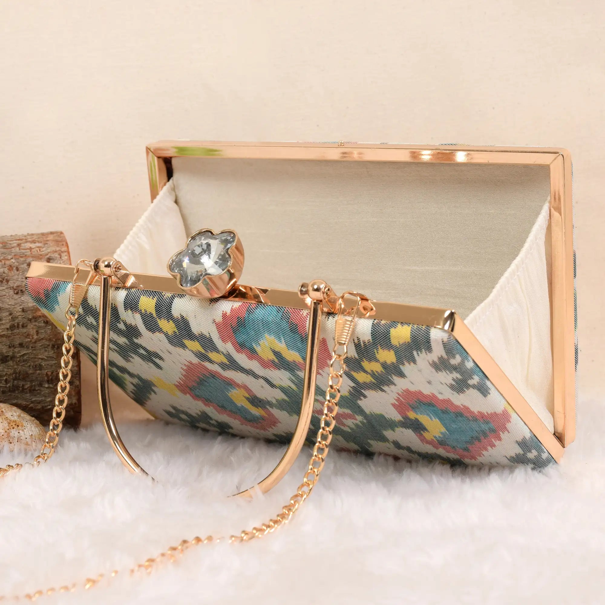 Single Ikat Patola Clutch