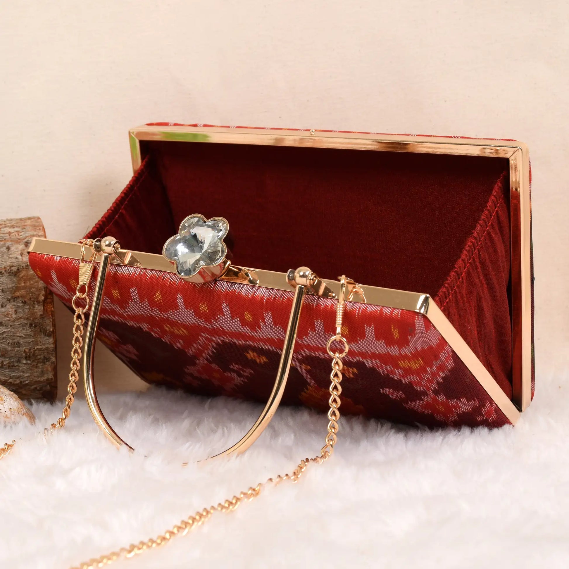 Single Ikat Patola Clutch