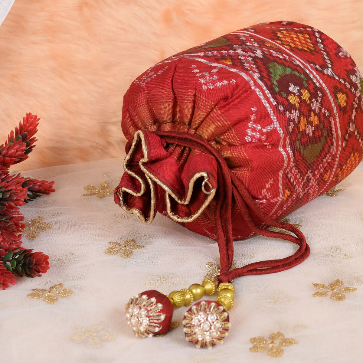 Red Batwa Single Ikat Patola Batwa – My Store