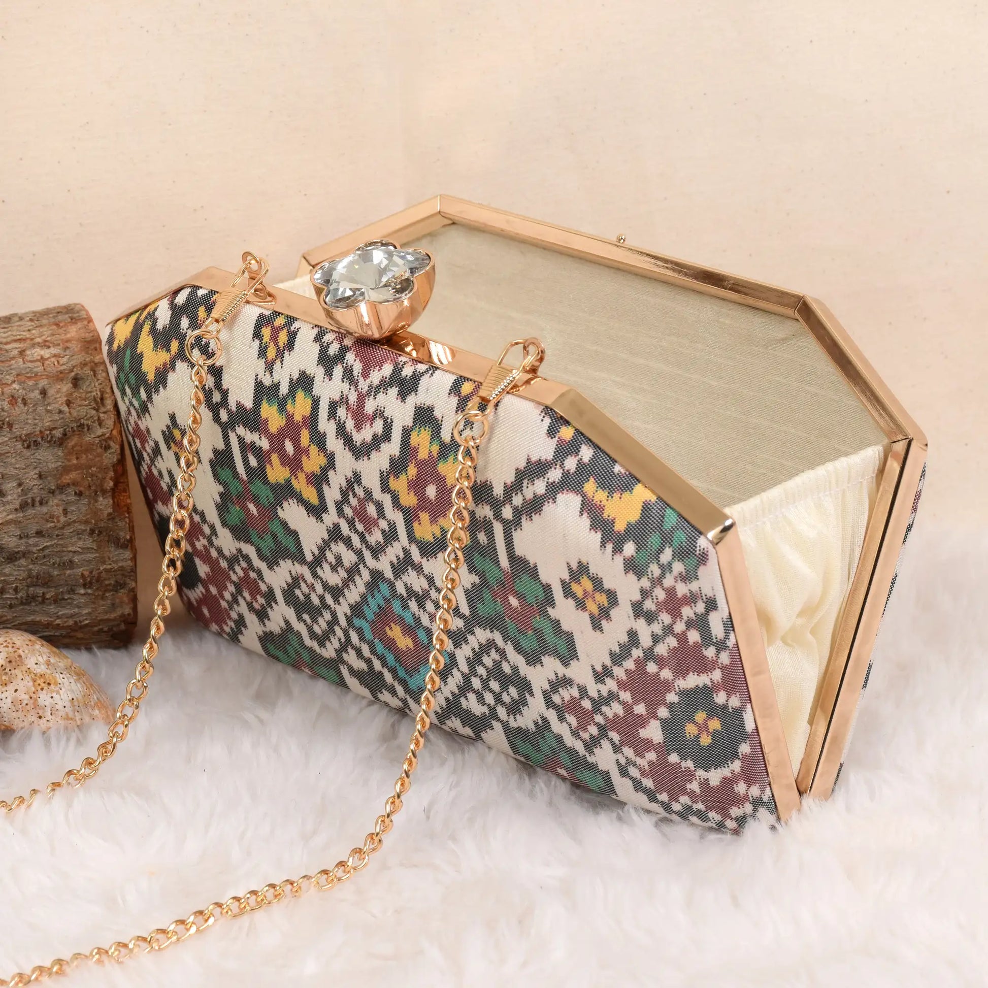Single Ikat Patola Clutch
