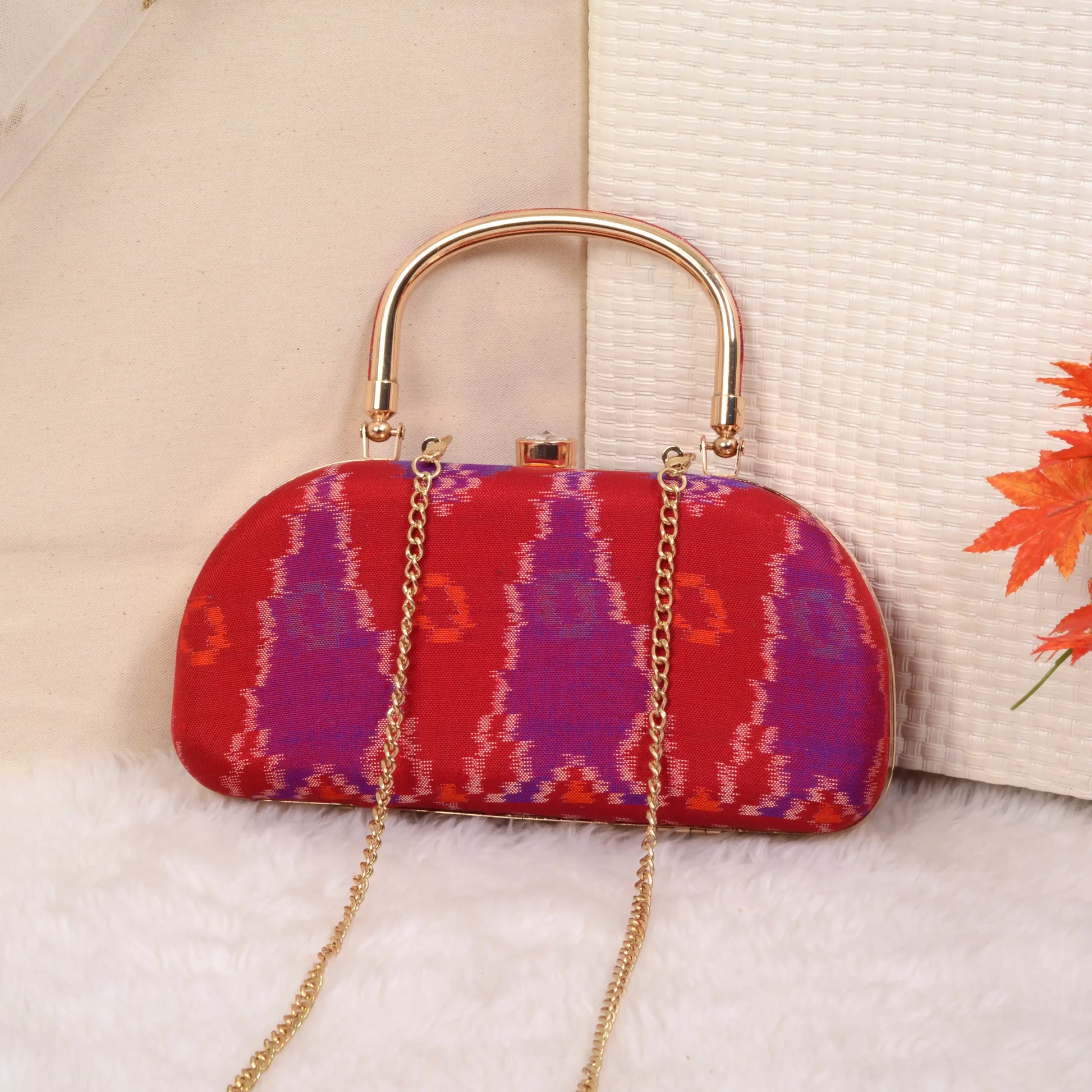 Single Ikat Patola Clutch