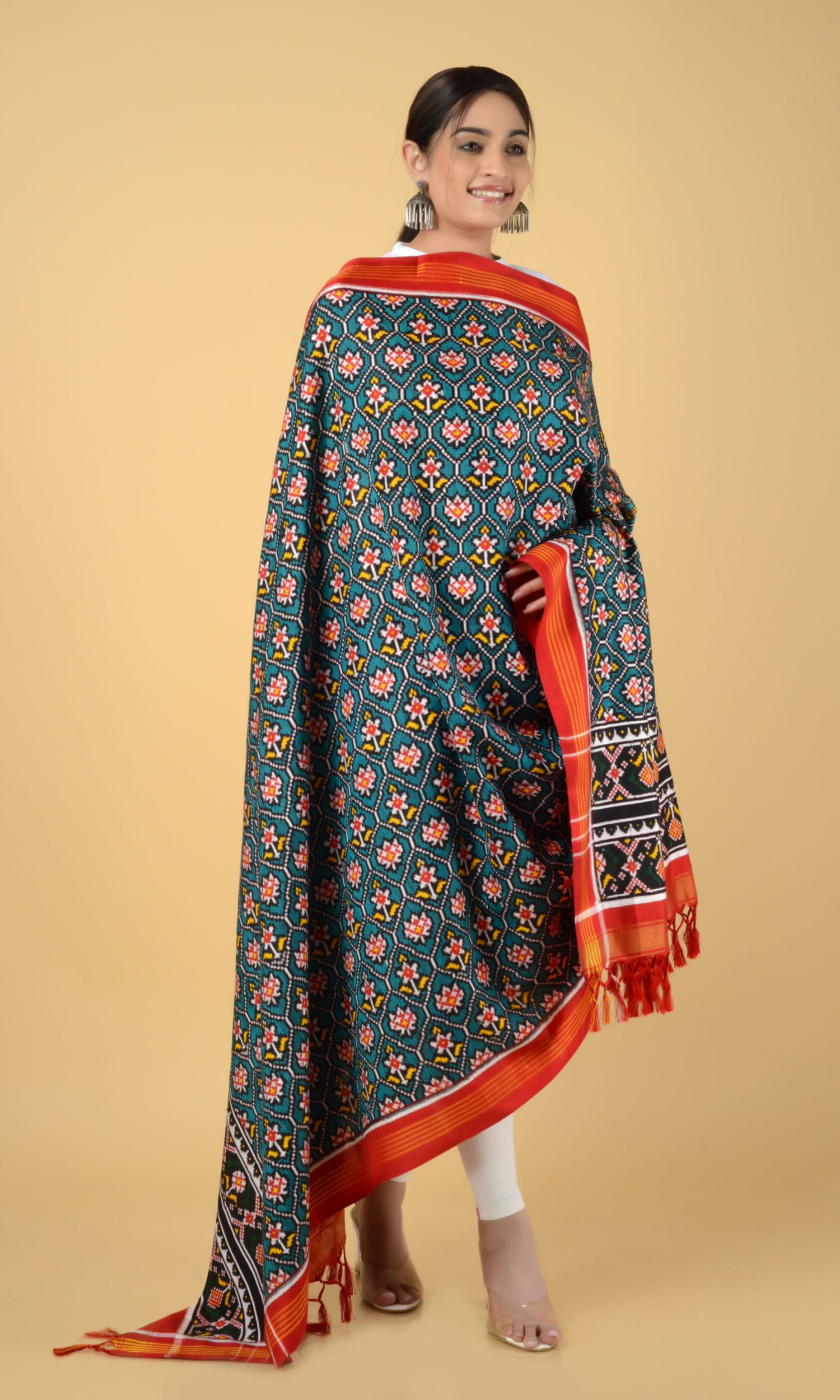 Double Ikat Patola Dupatta Flower
