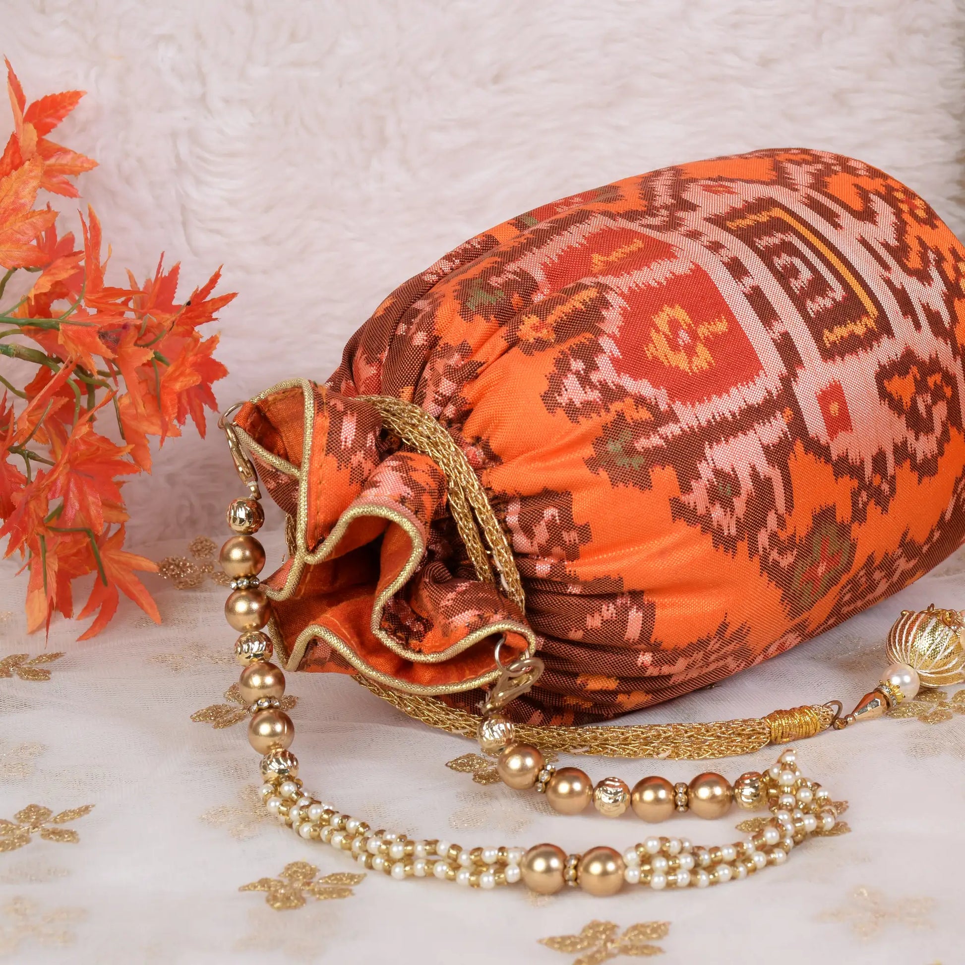 Single Ikat Patola Batwa