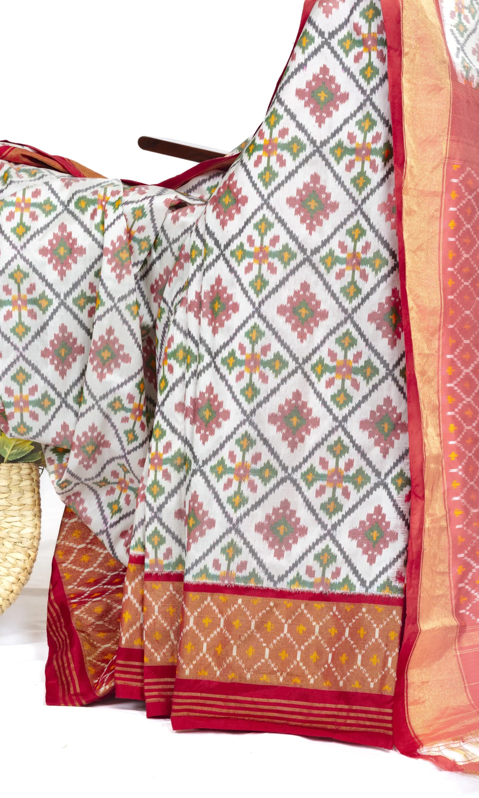 Pochampally Ikat Patola Saree