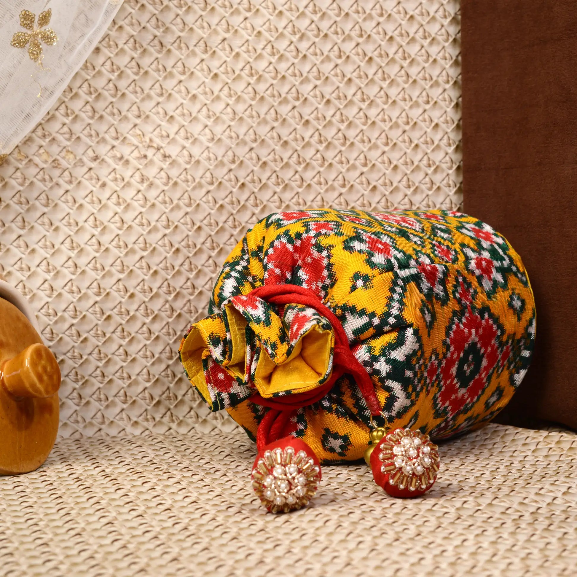 Double Ikat Patola Batwa