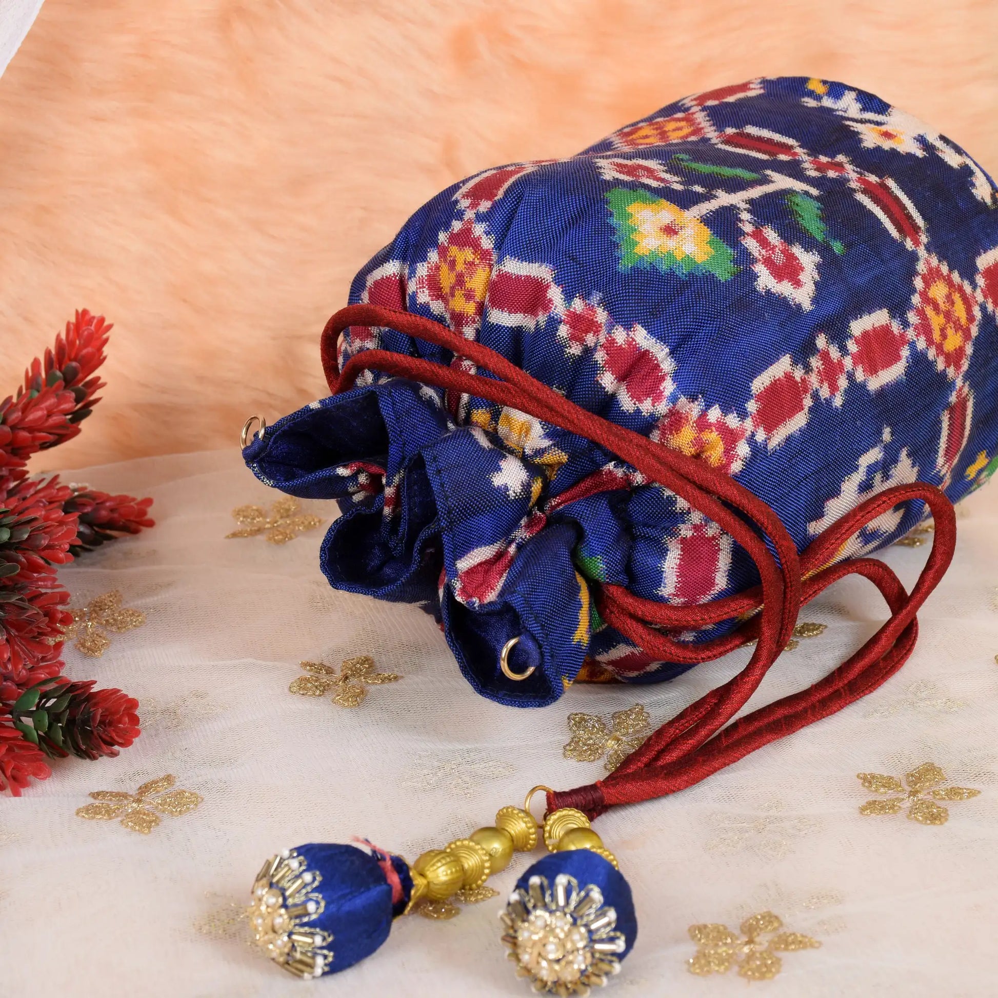 Double Ikat Patola Batwa