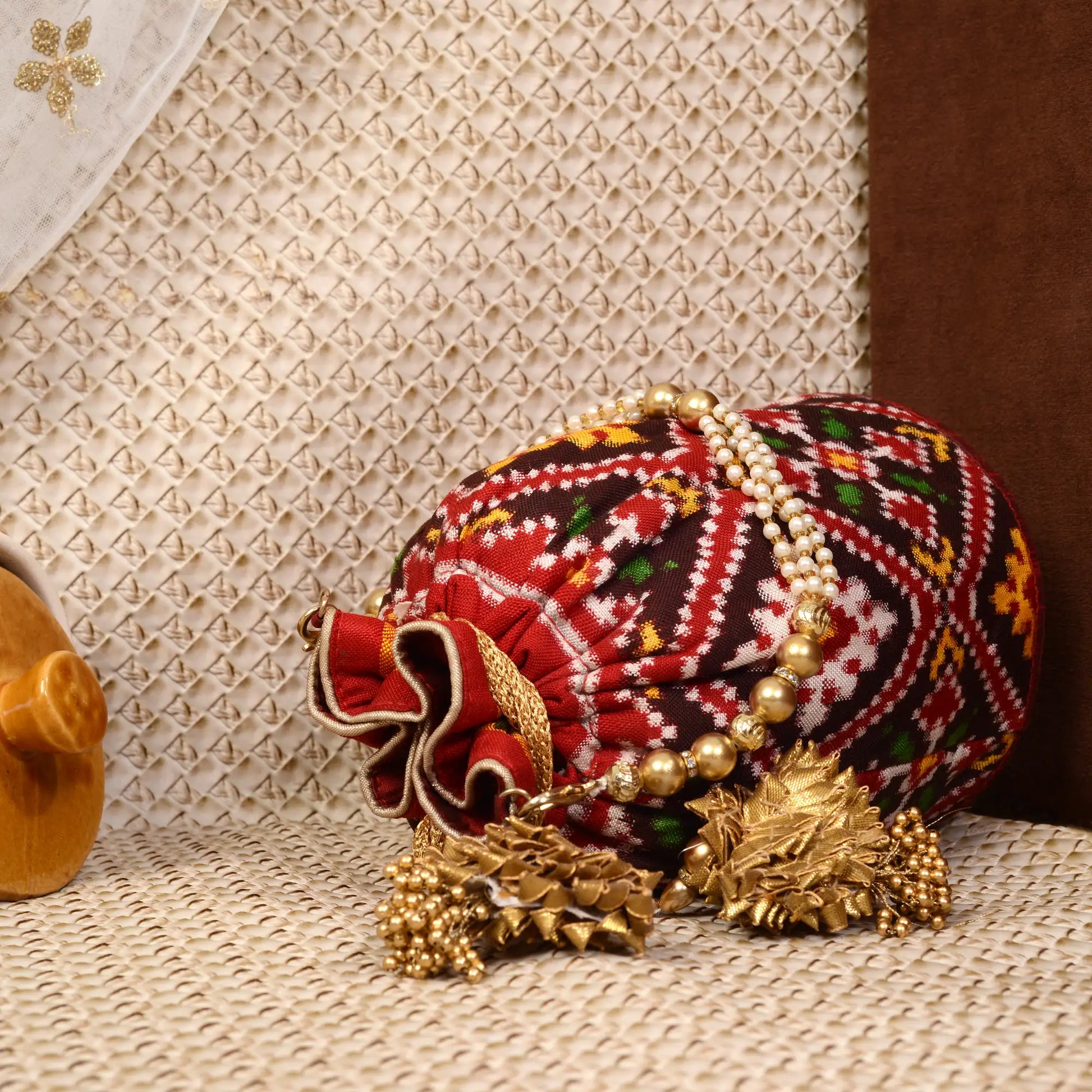 Double Ikat Patola Batwa