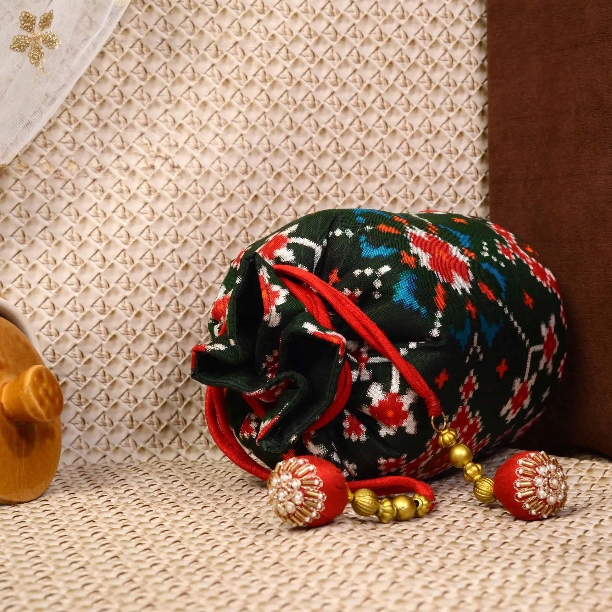 Double Ikat Patola Batwa