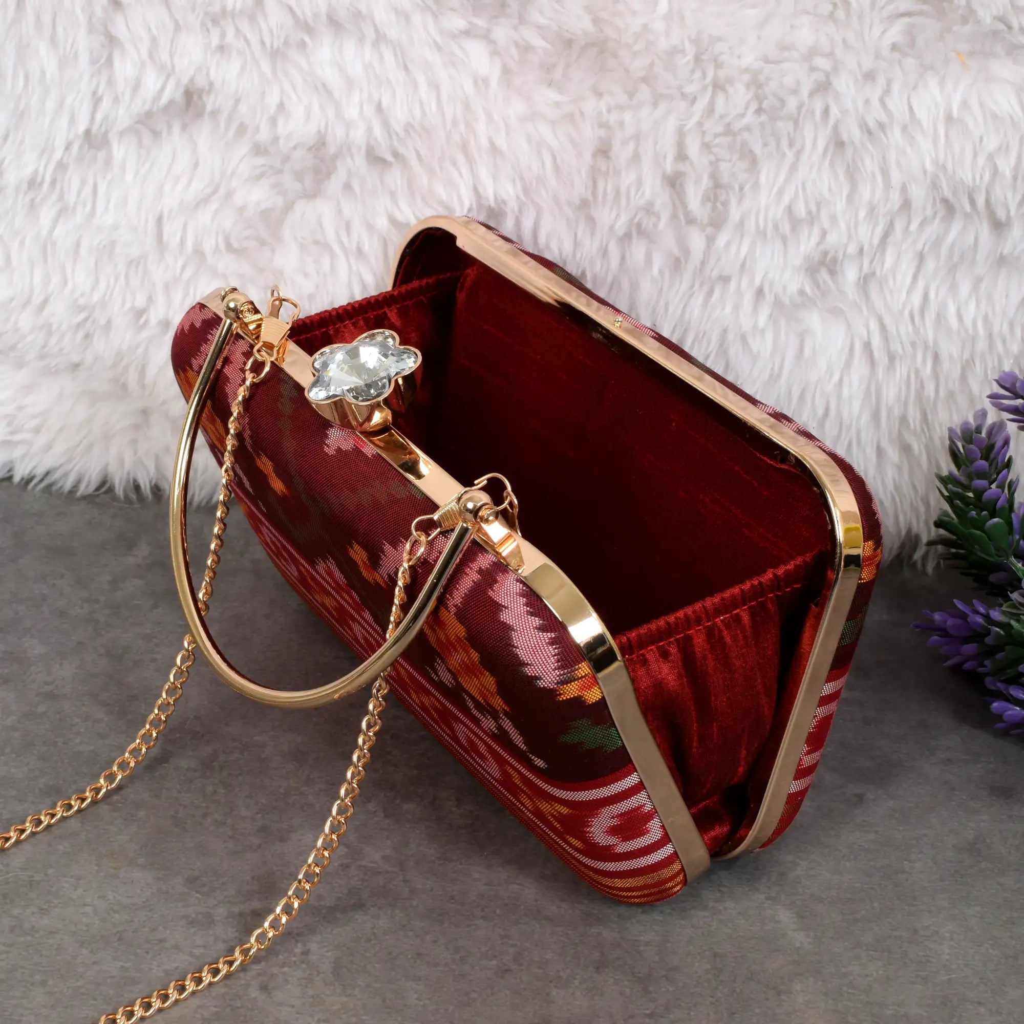 Single Ikat Patola Clutch