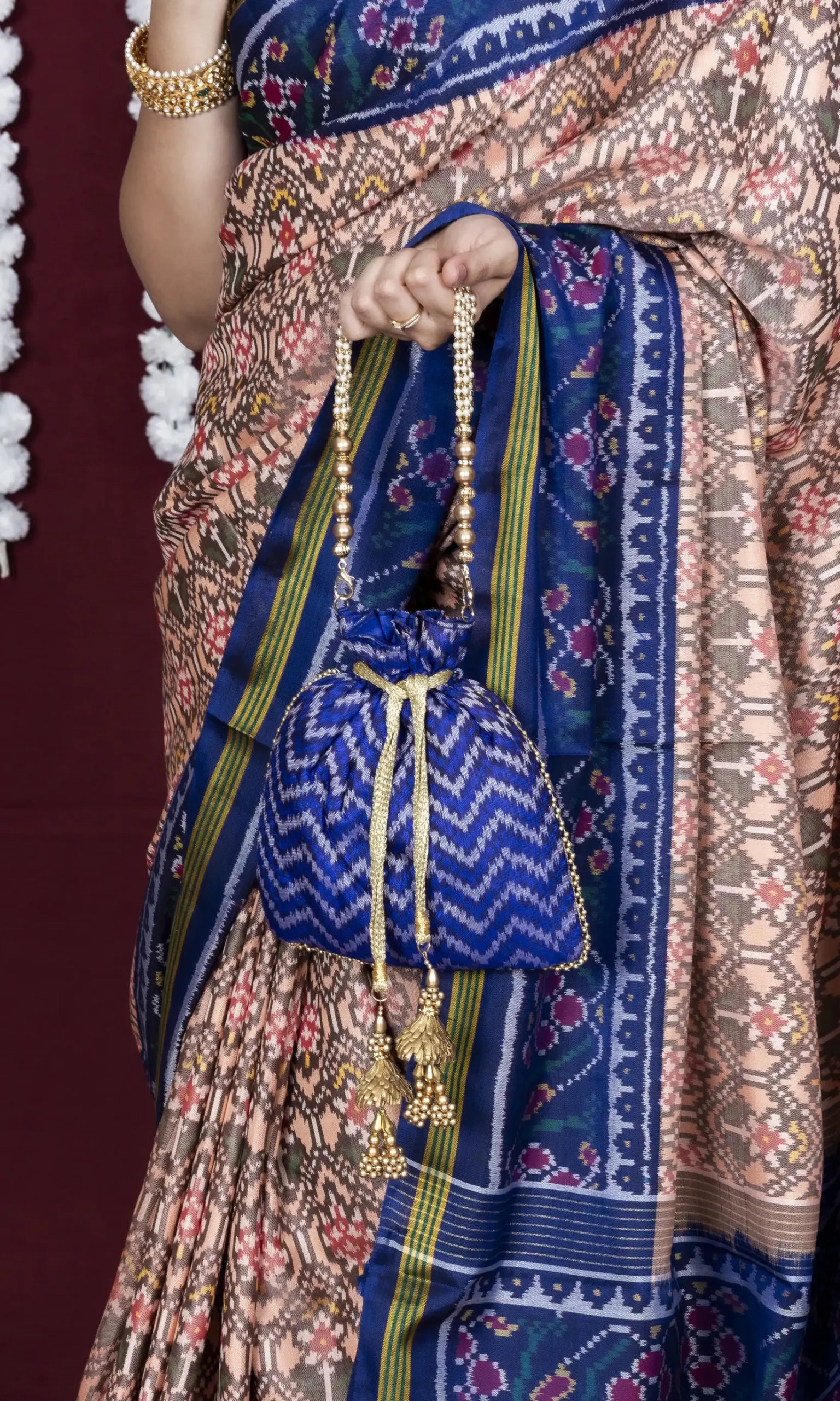 Single Ikat Patola Saree