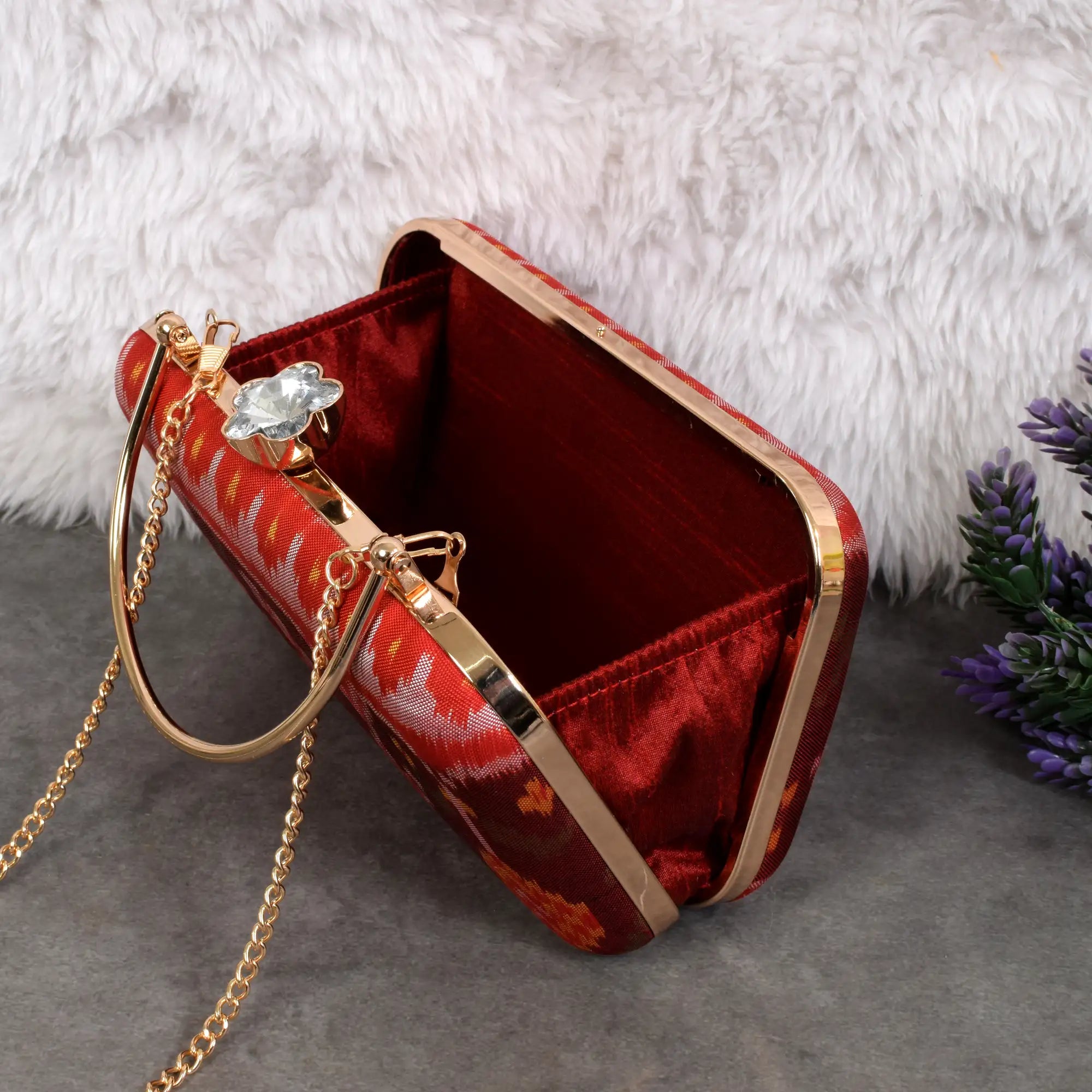 Single Ikat Patola Clutch