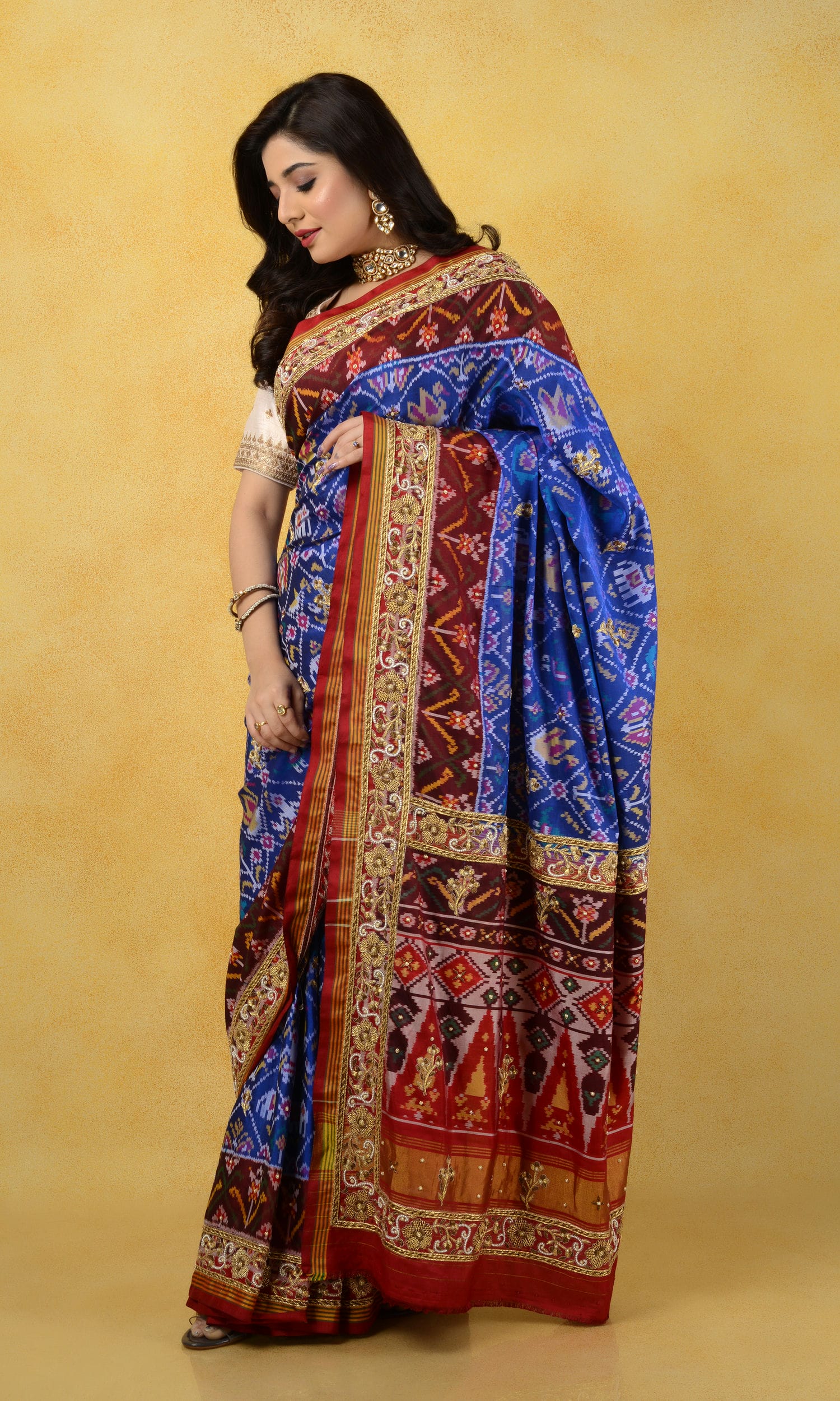 Single Ikat Patola Saree Zardoshi Work Patola Motifs