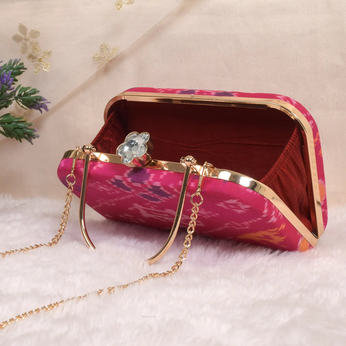 Single Ikat Patola Clutch