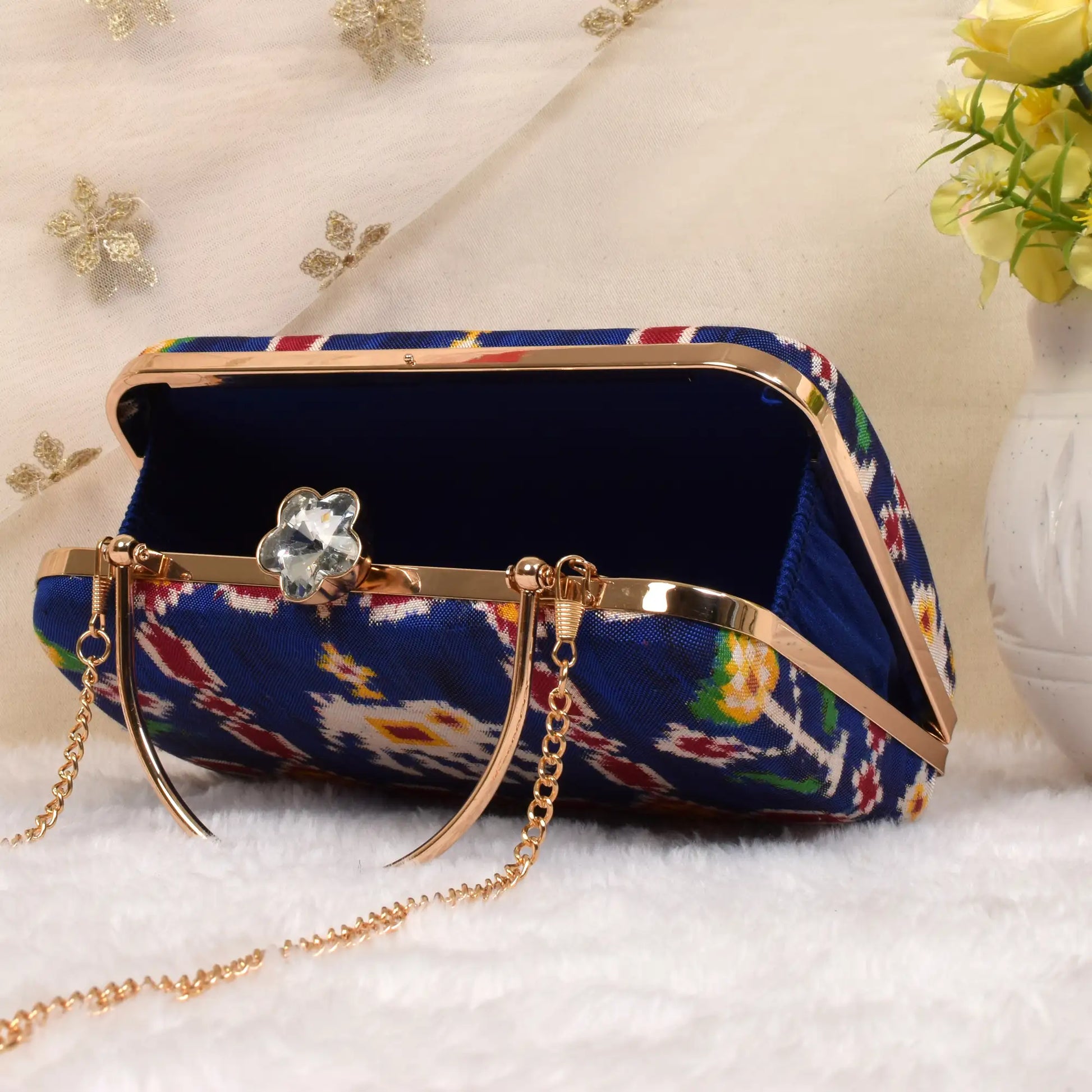 Double Ikat Patola Clutch