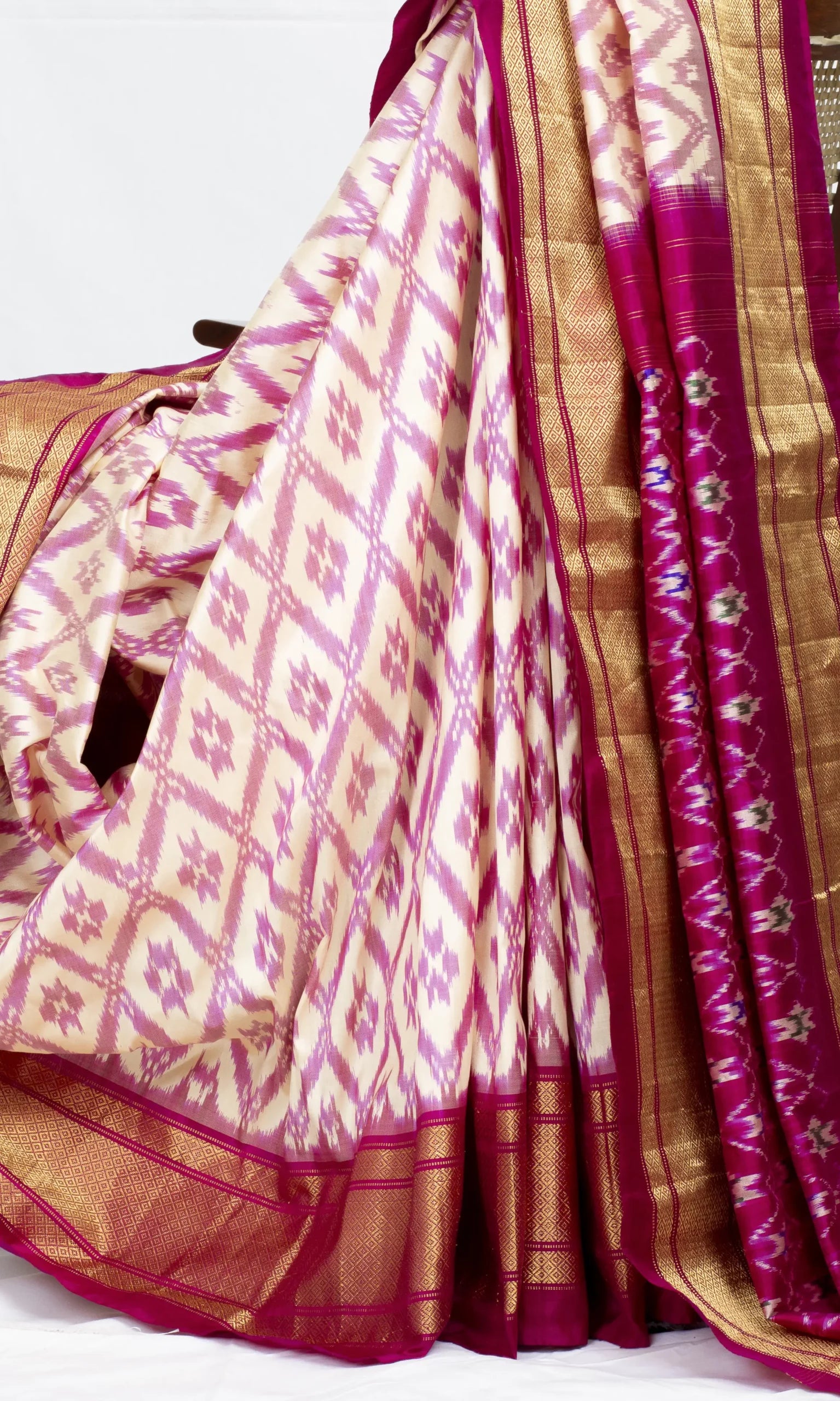 Pochampally Ikat Patola Saree