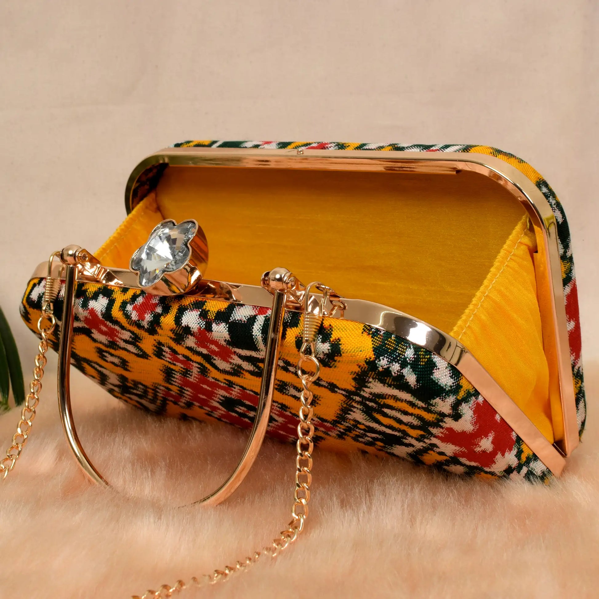 Double Ikat Patola Clutch