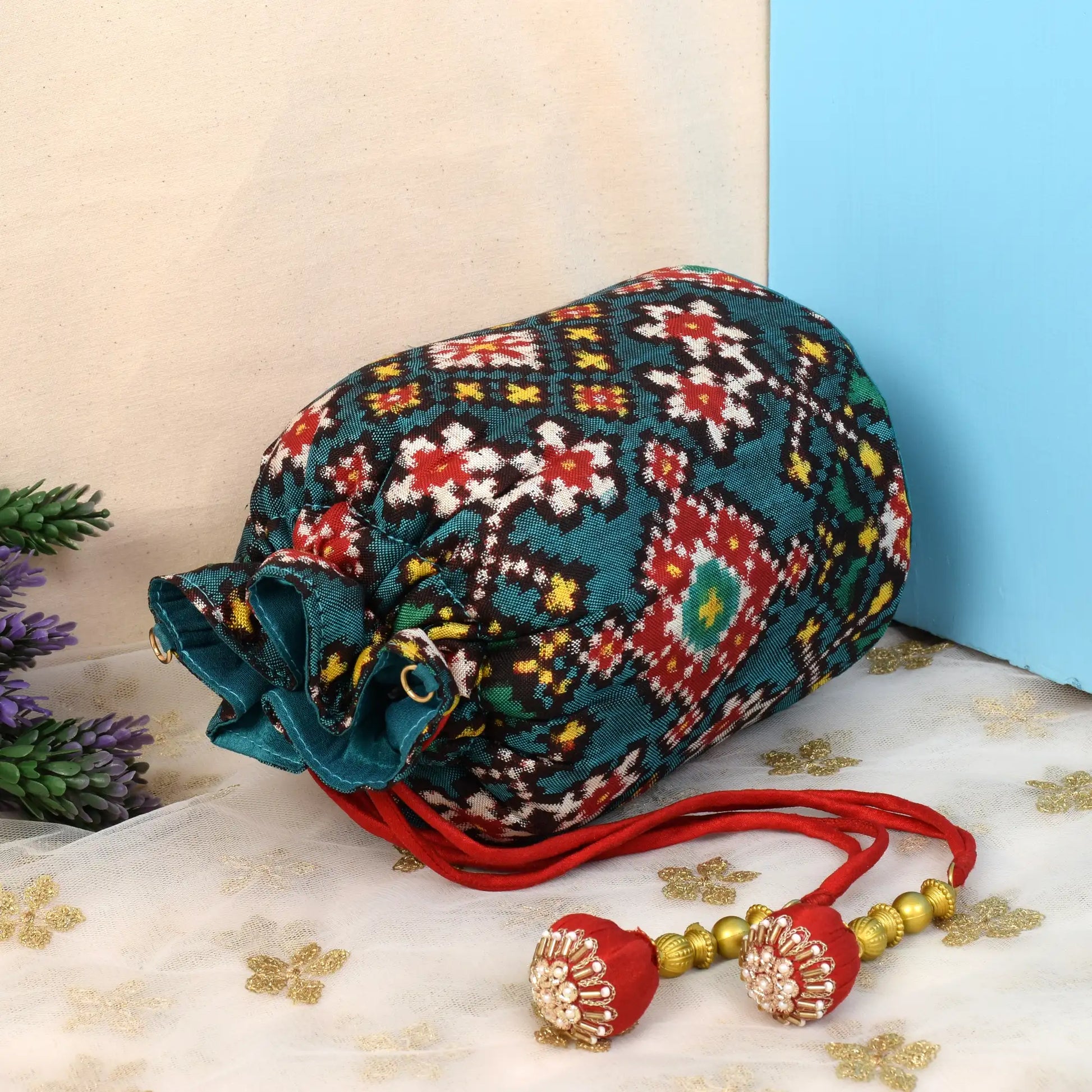 Double Ikat Patola Batwa