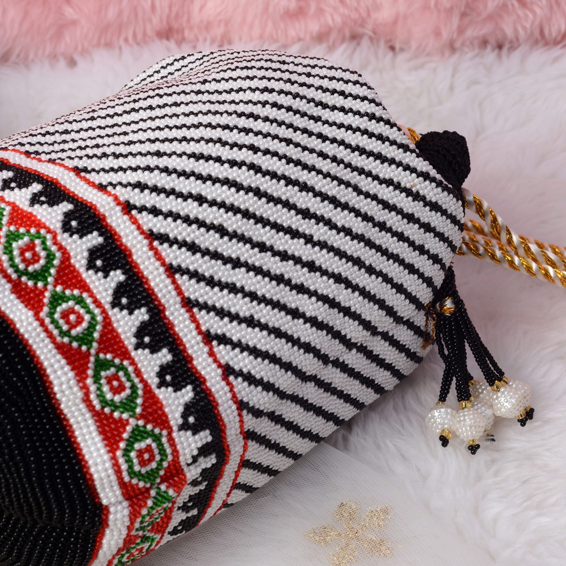 Moti Patola Beaded Batva
