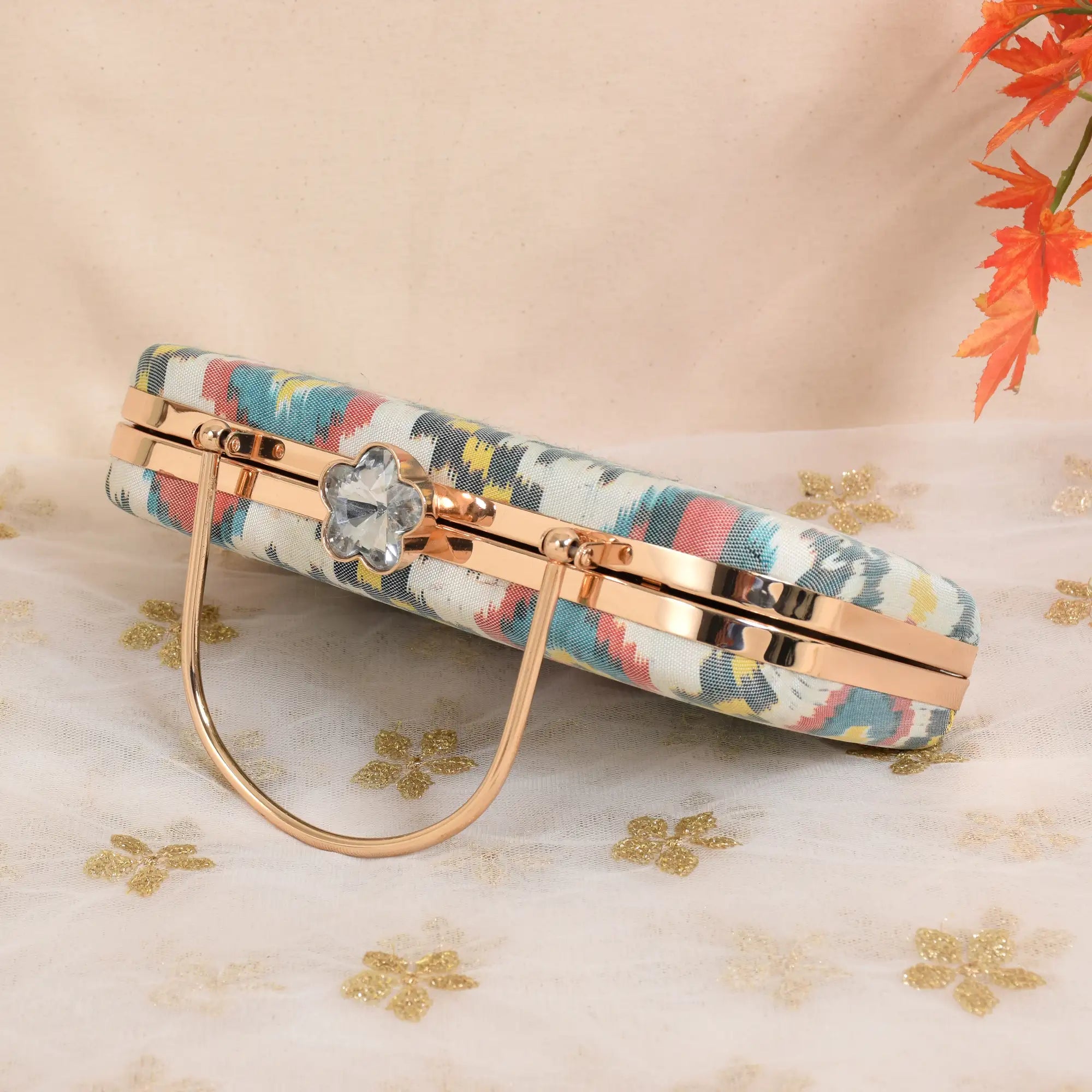 Single Ikat Patola Clutch