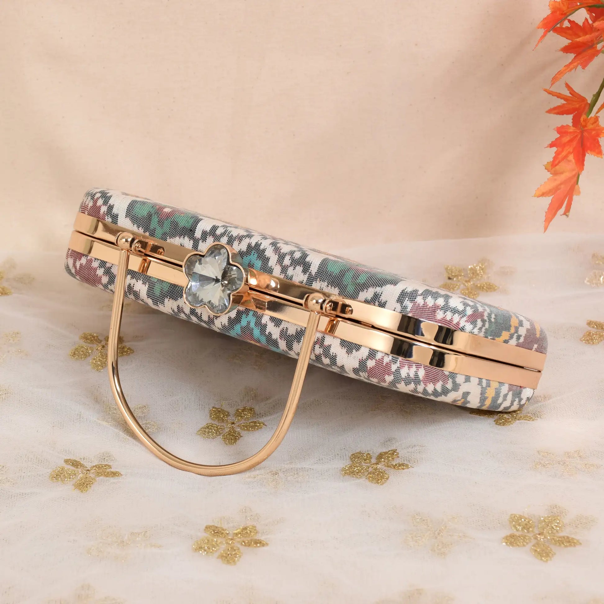 Single Ikat Patola Clutch