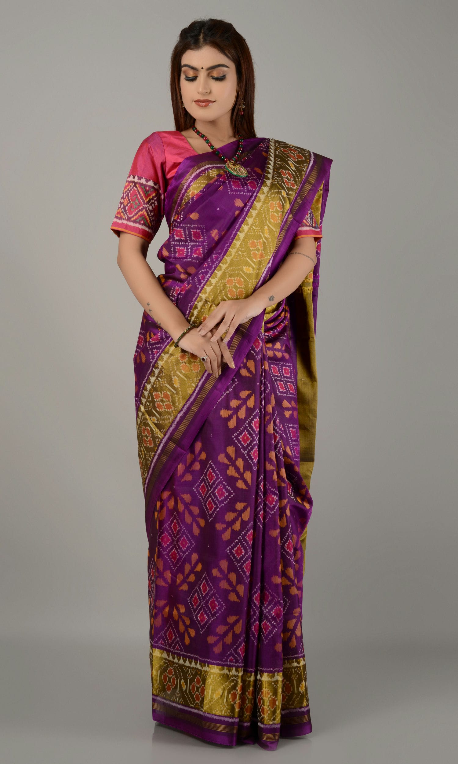 Rajkoti Patola Saree Chanda Flower
