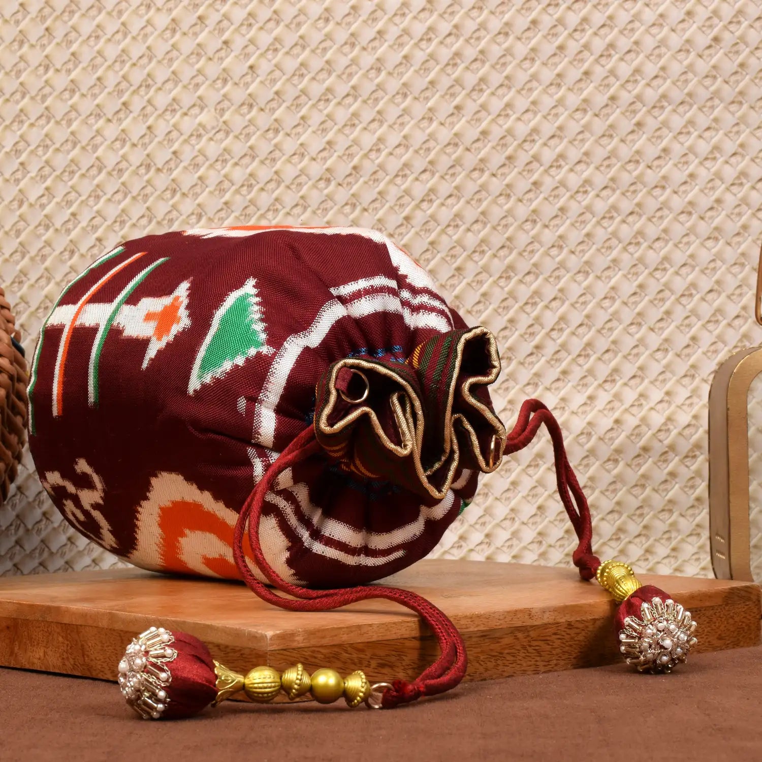 Double Ikat Patola Batwa