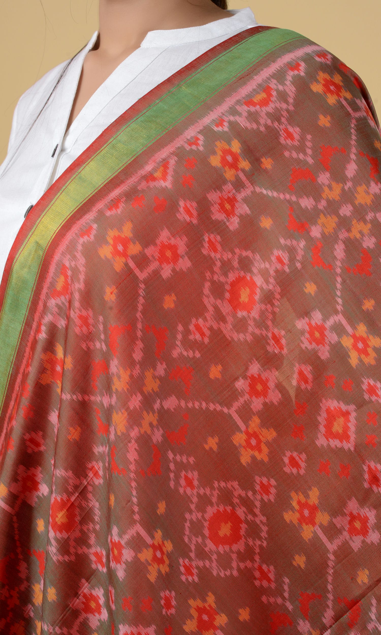 Rajkoti Patola Dupatta Nau Ratan