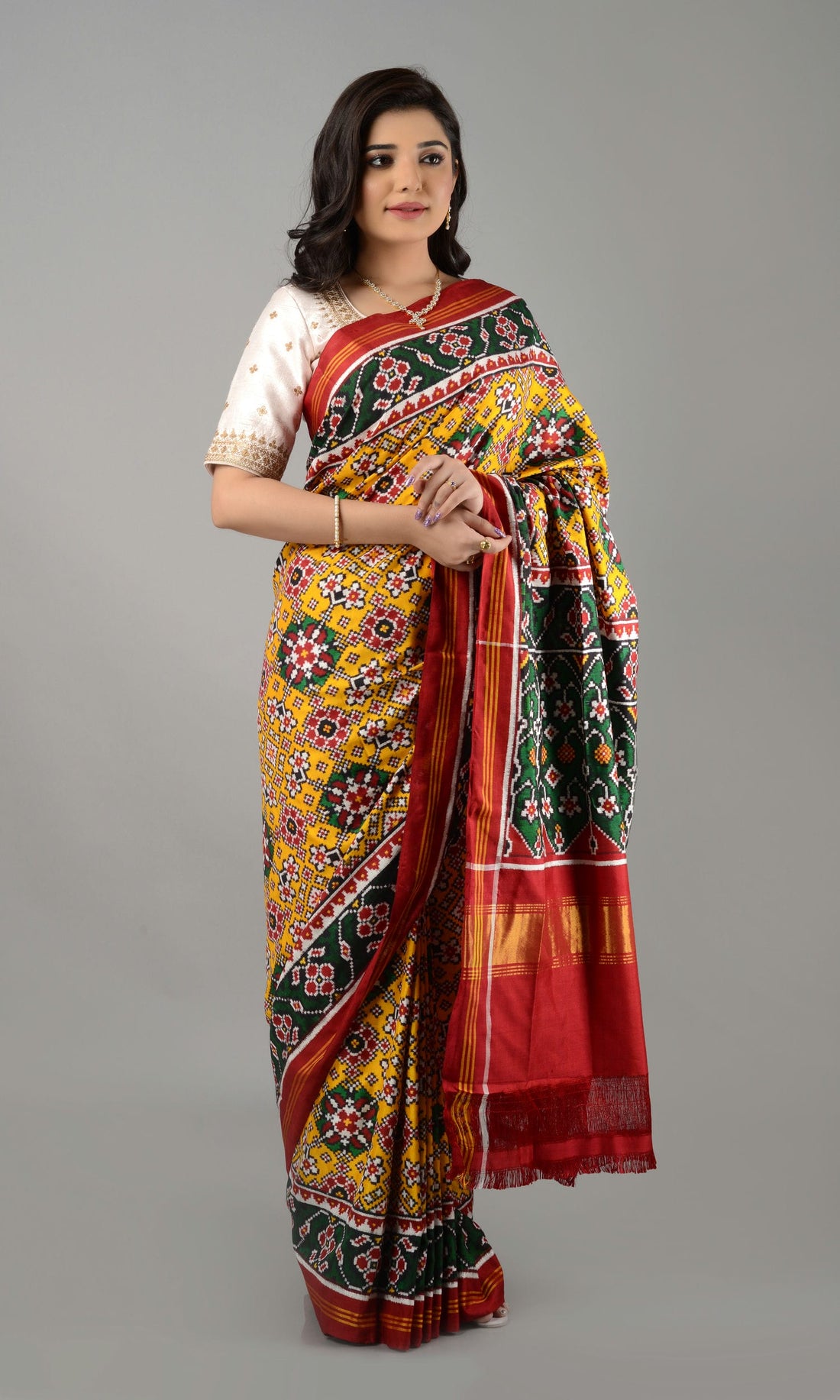 Double Ikat Patola Saree Nau Ratan