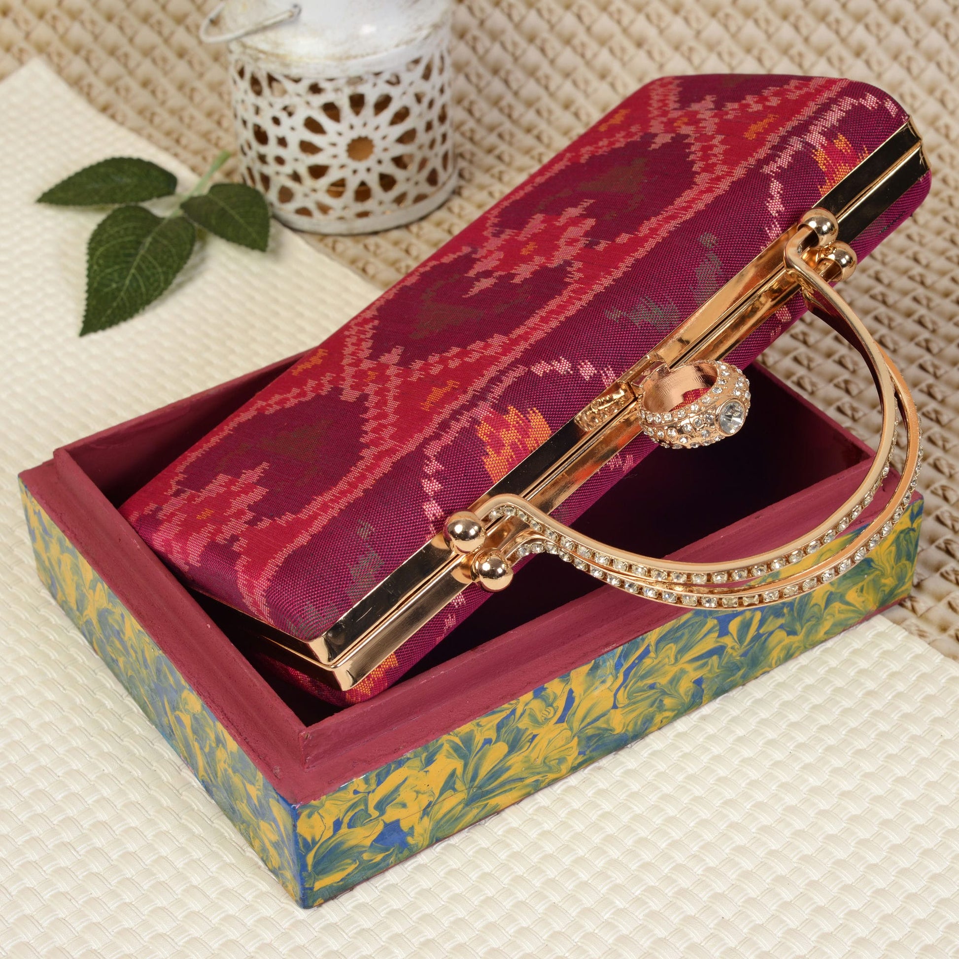 Single Ikat Patola Clutch