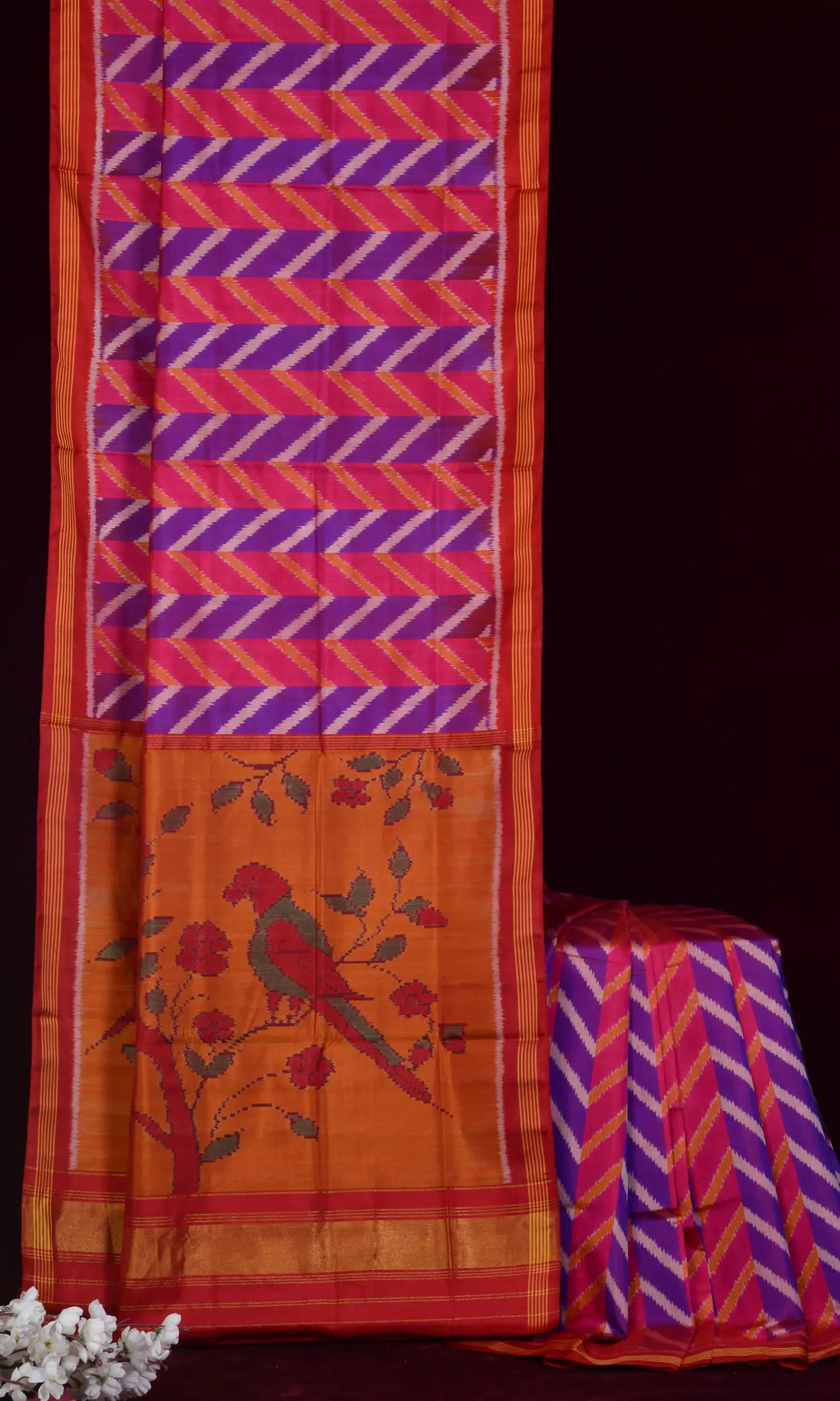 Single Ikat Patola SareeSingle Ikat Patola Saree