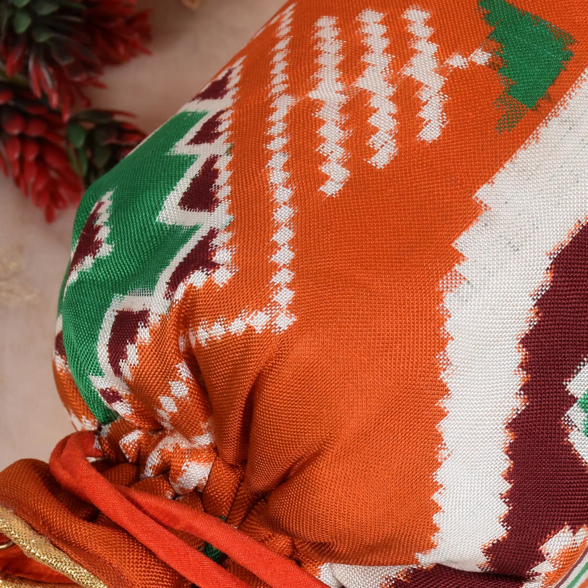 Double Ikat Patola Batwa