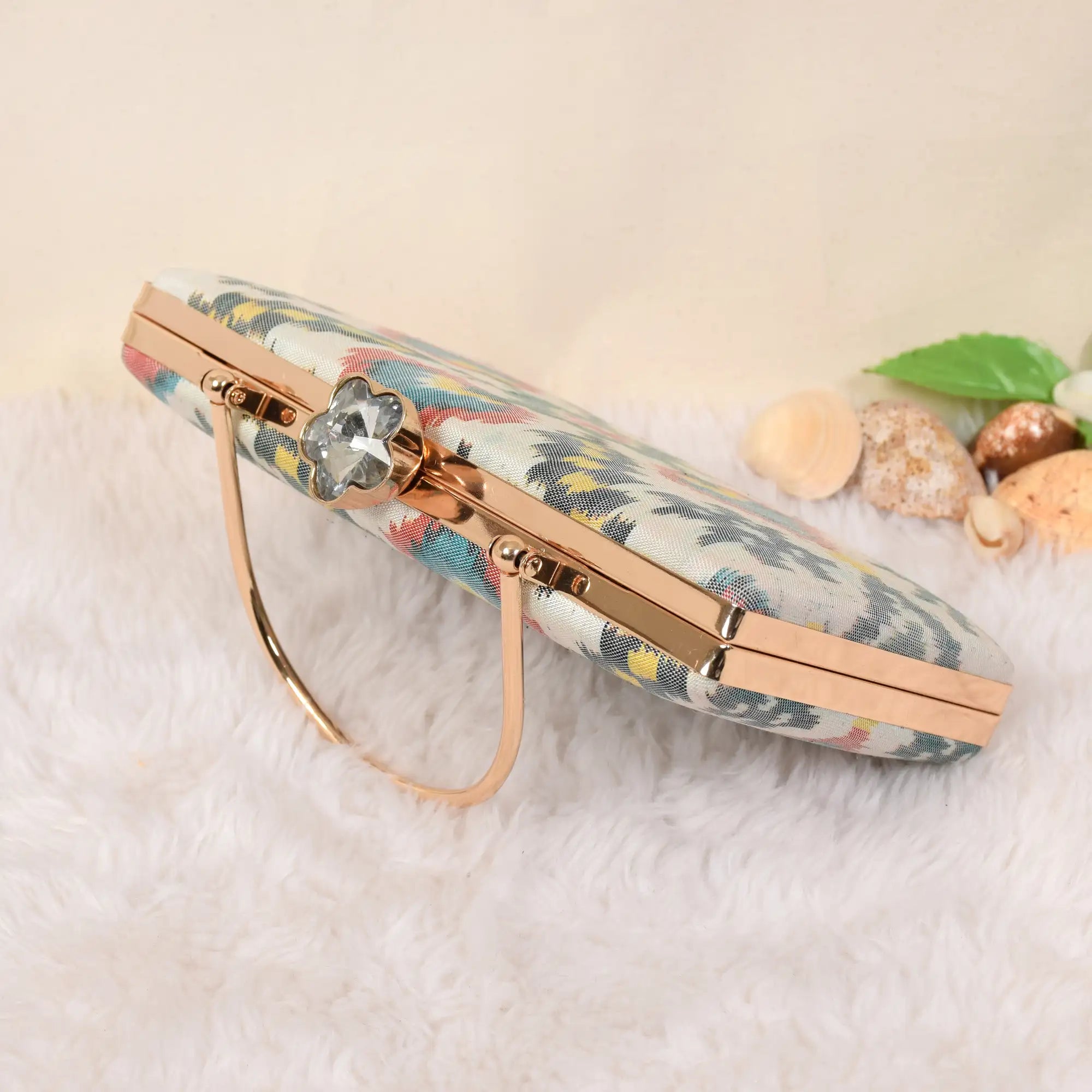 Single Ikat Patola Clutch