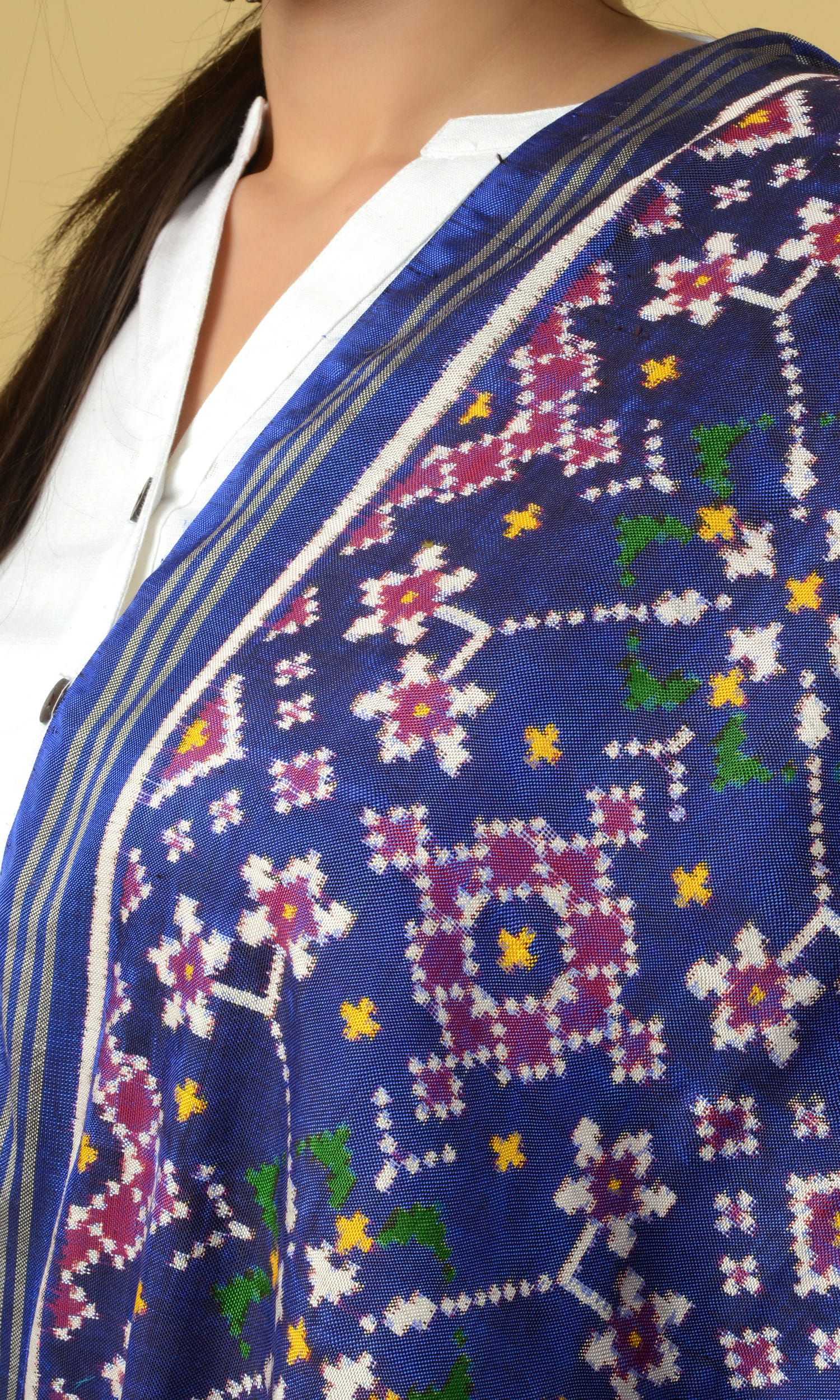 Double Ikat Patola Dupatta Nau Ratan