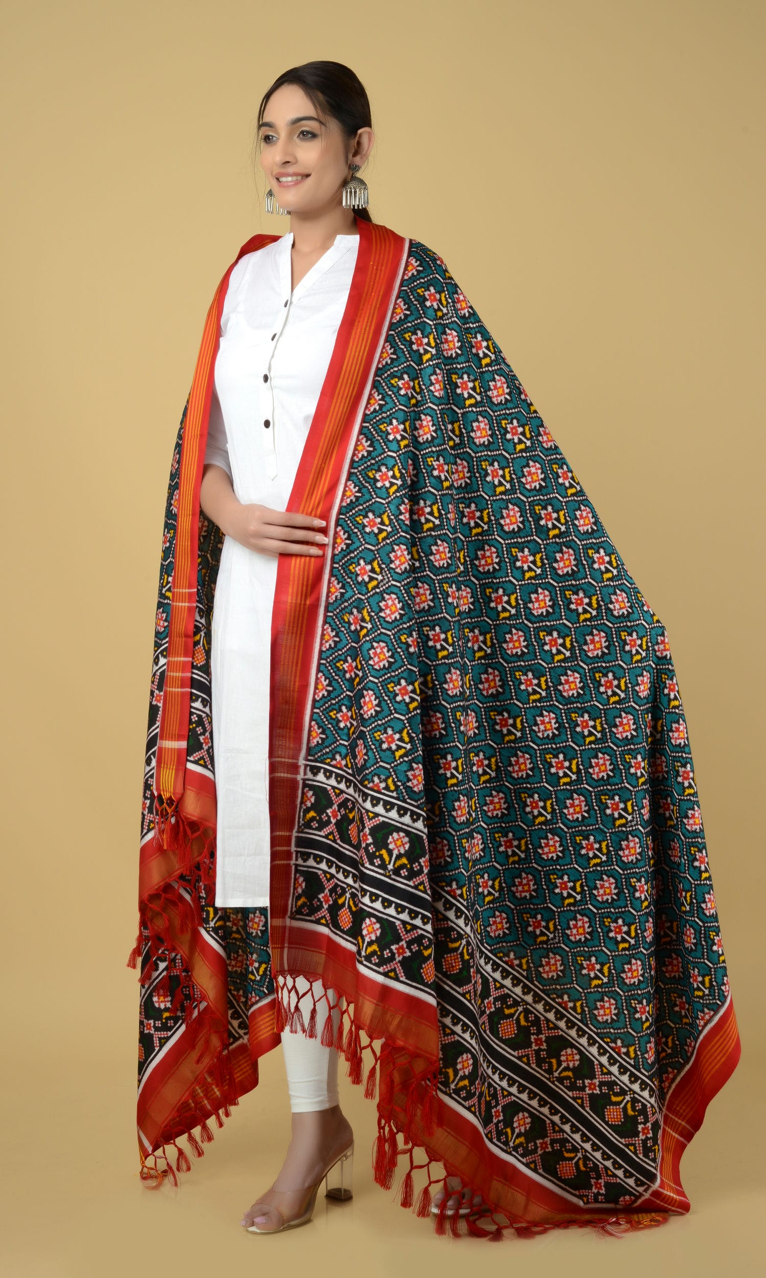 Double Ikat Patola Dupatta Flower