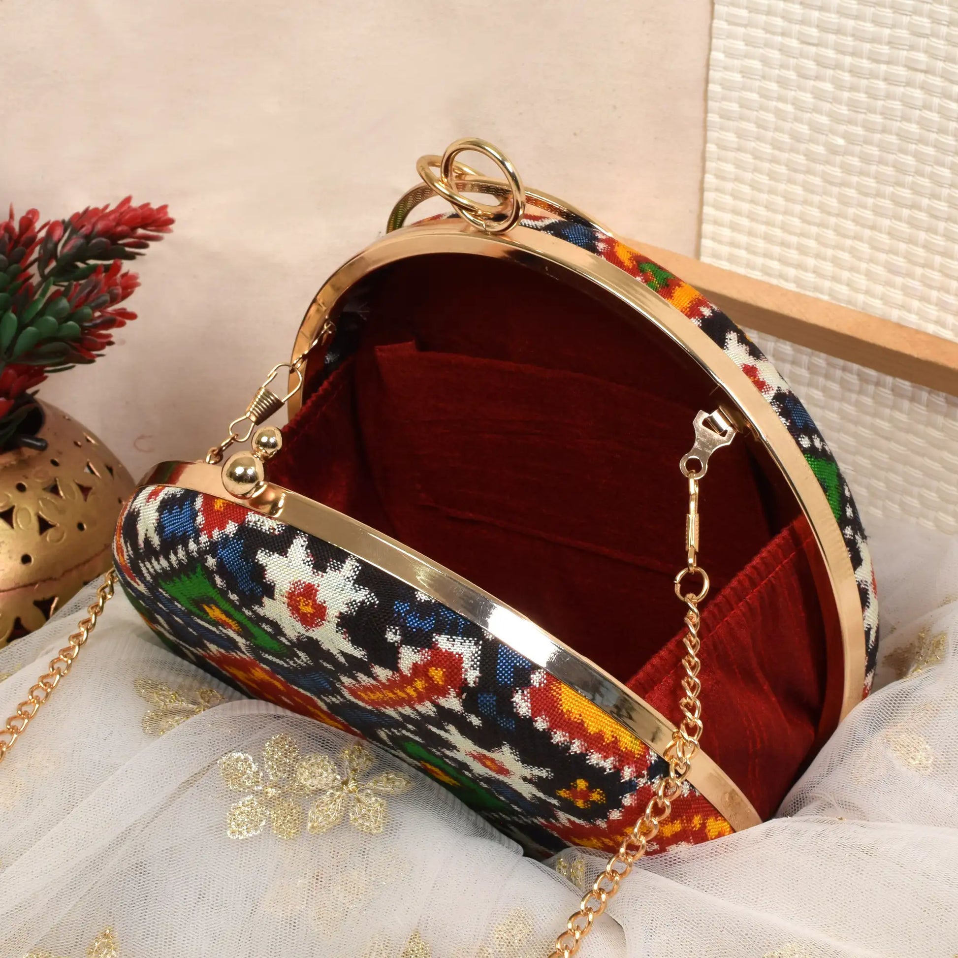 Double Ikat Patola Clutch