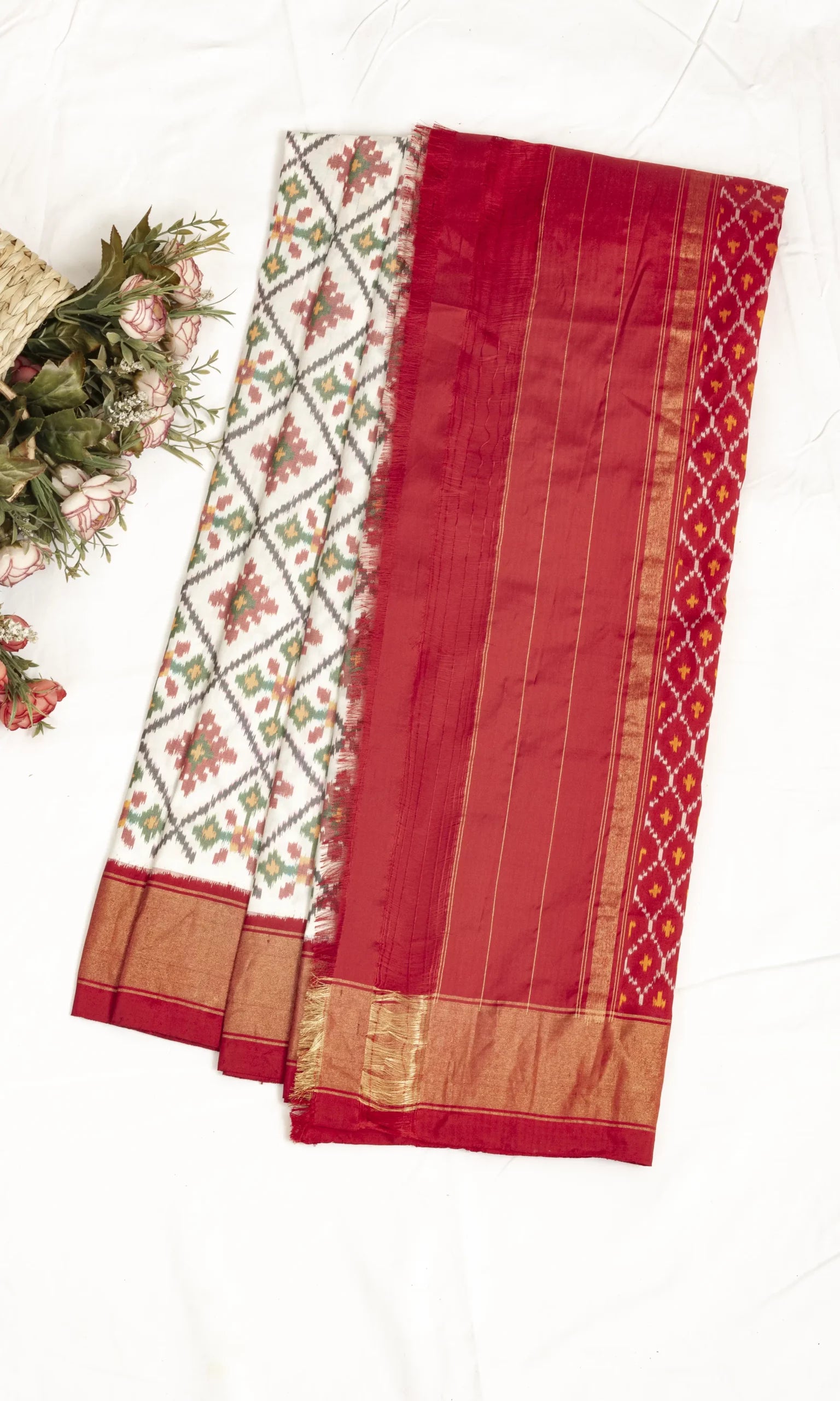 Pochampally Ikat Patola Saree
