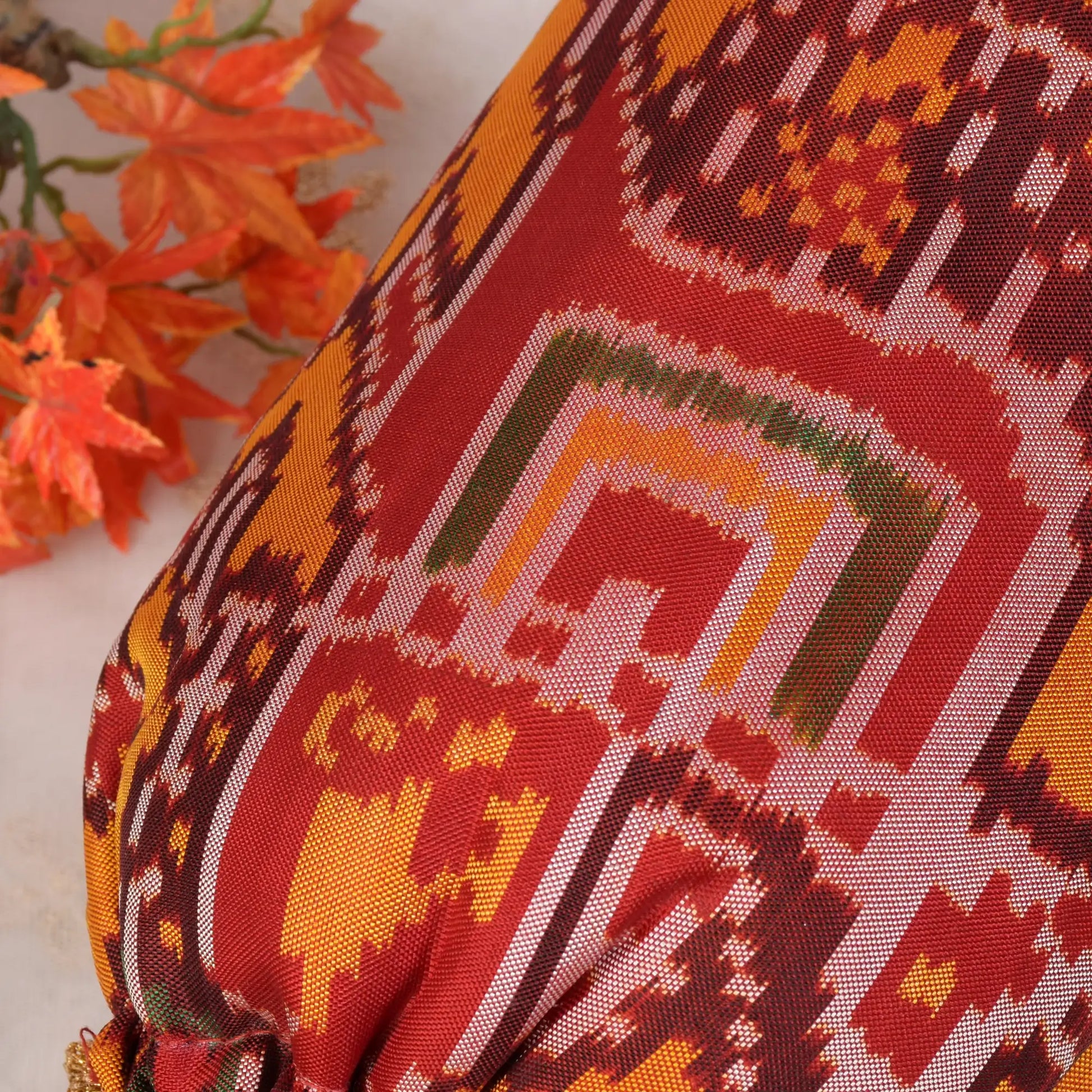 Single Ikat Patola Batwa