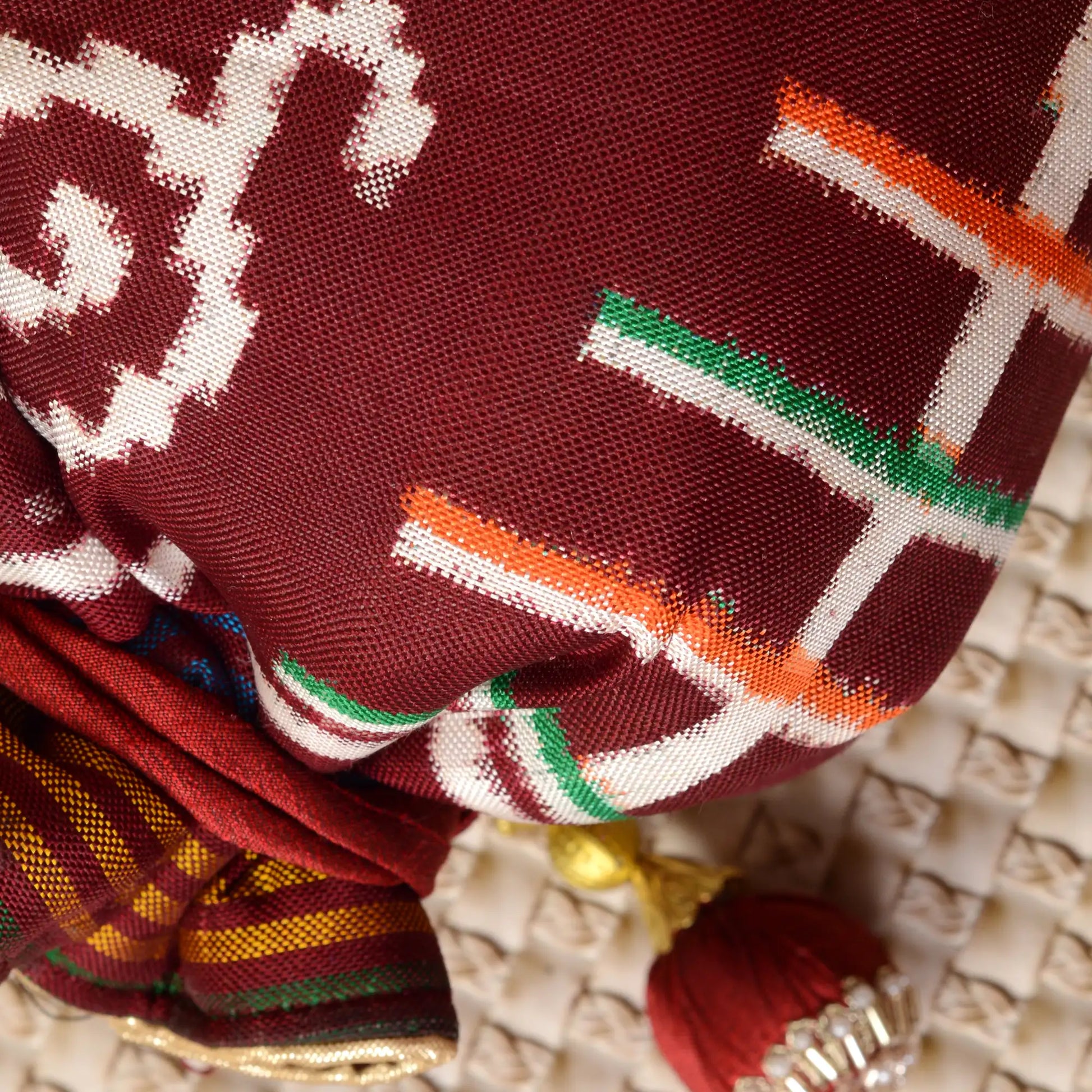 Double Ikat Patola Batwa