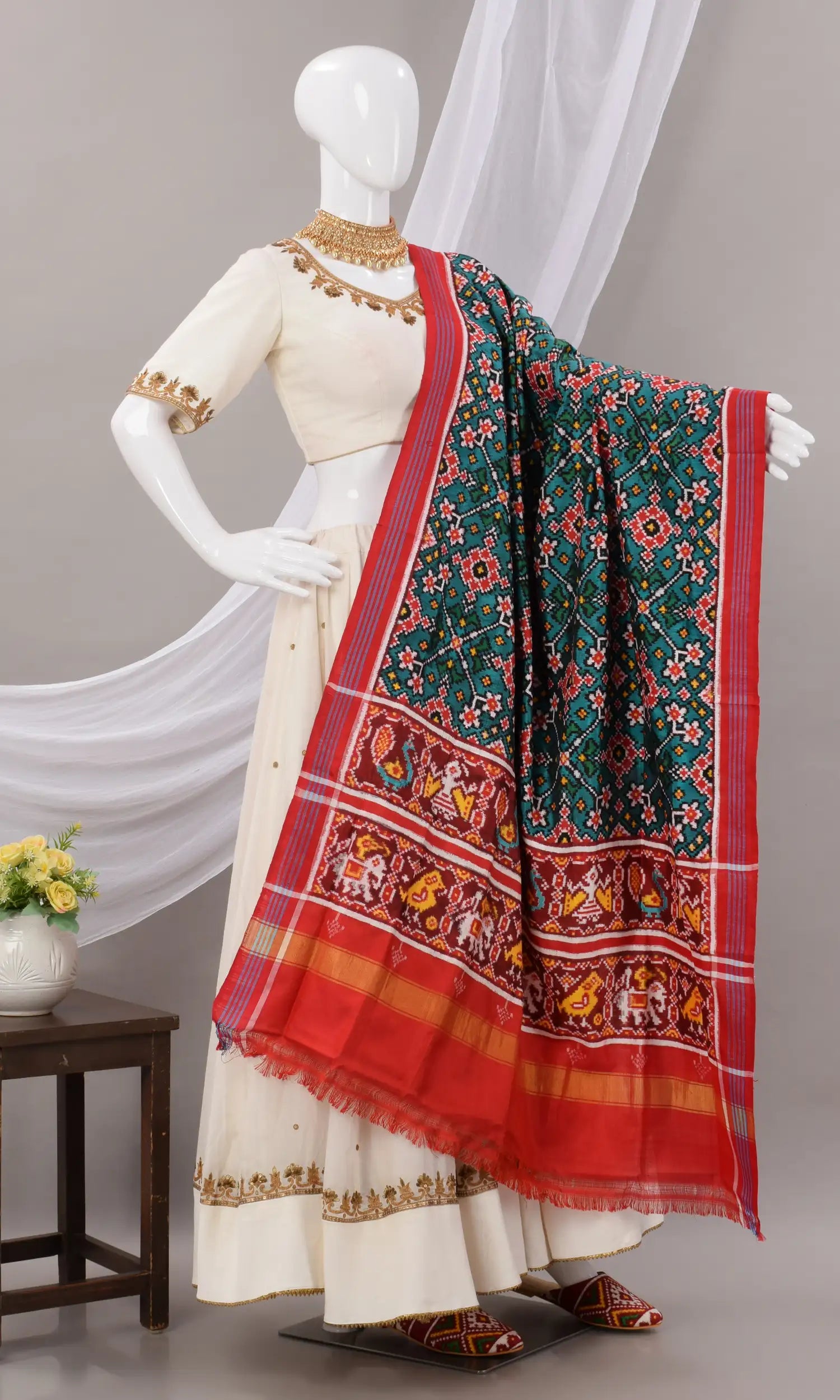 Double Ikat Patola Dupatta