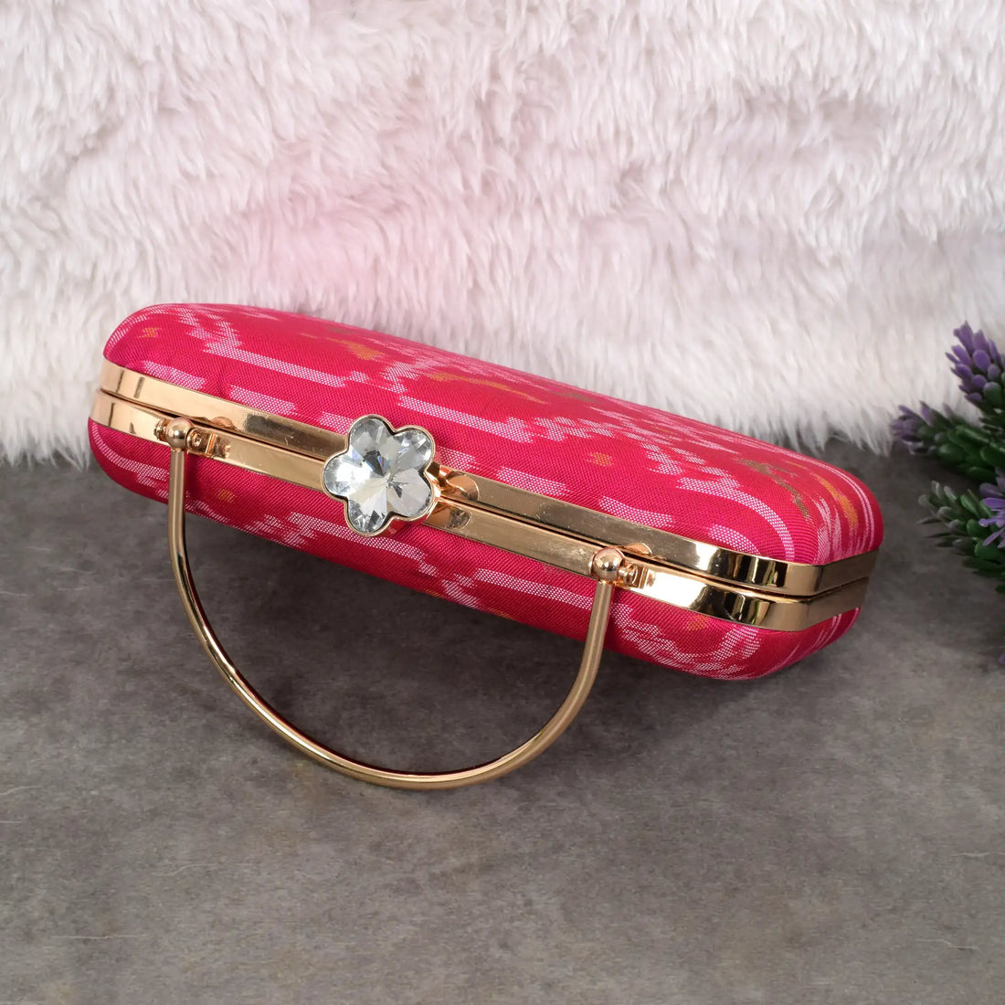 Single Ikat Patola Clutch