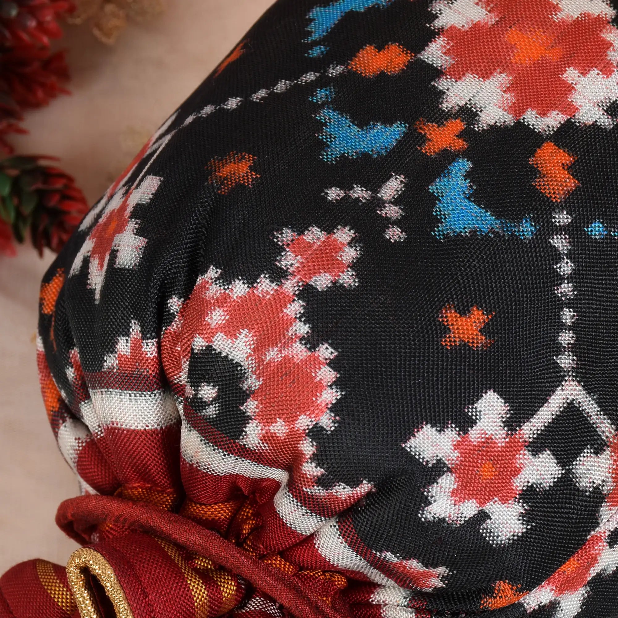 Double Ikat Patola Batwa