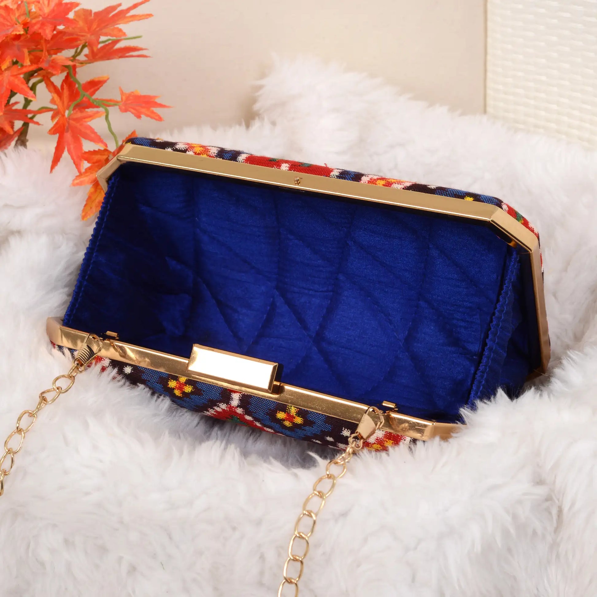 Double Ikat Patola Clutch