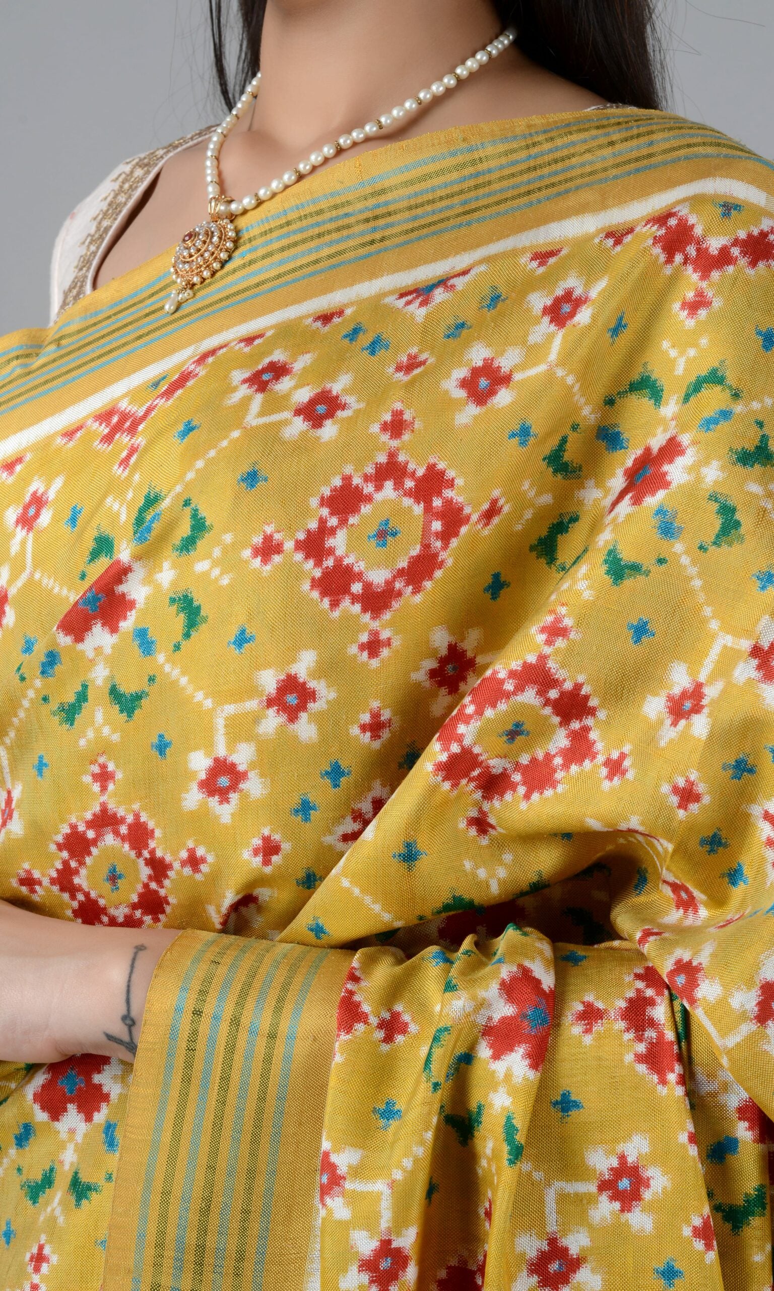 Double Ikat Patola Saree Nau Ratan