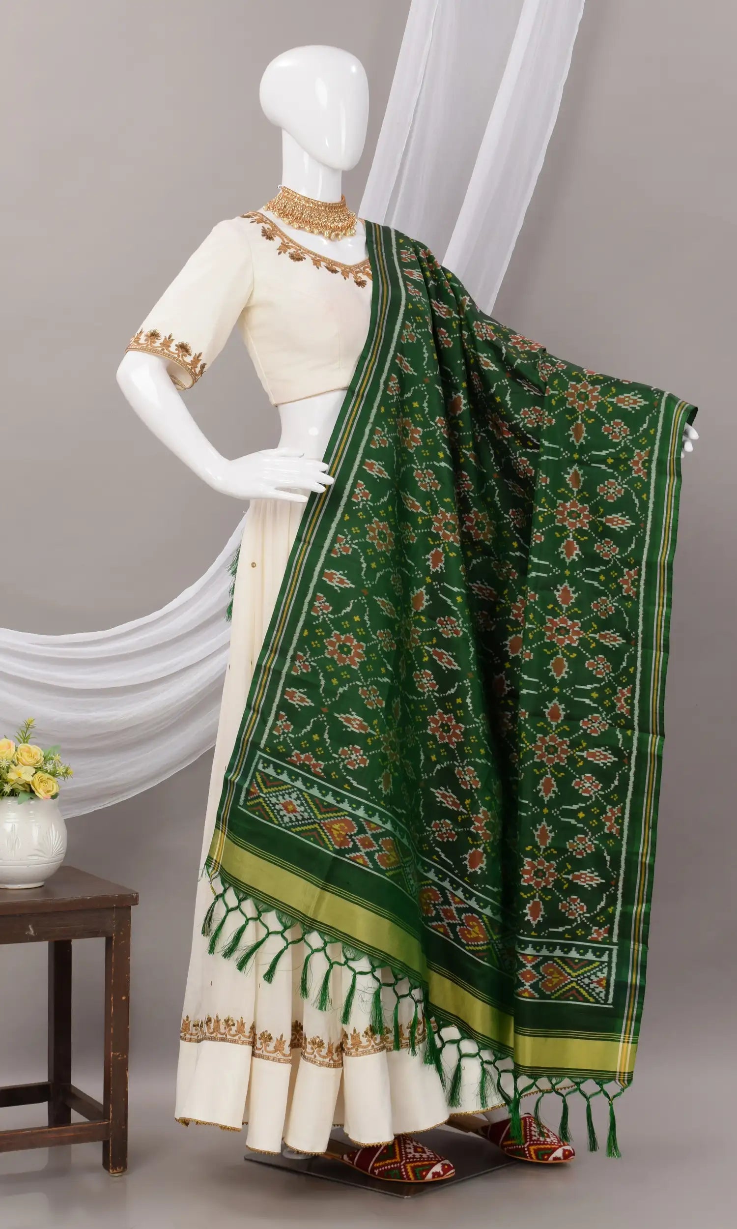Single Ikat Patola Dupatta